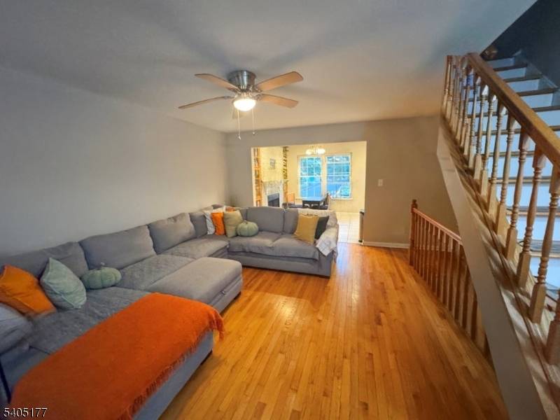 Sayreville Boro, NJ 08872,10 Mochen Ct