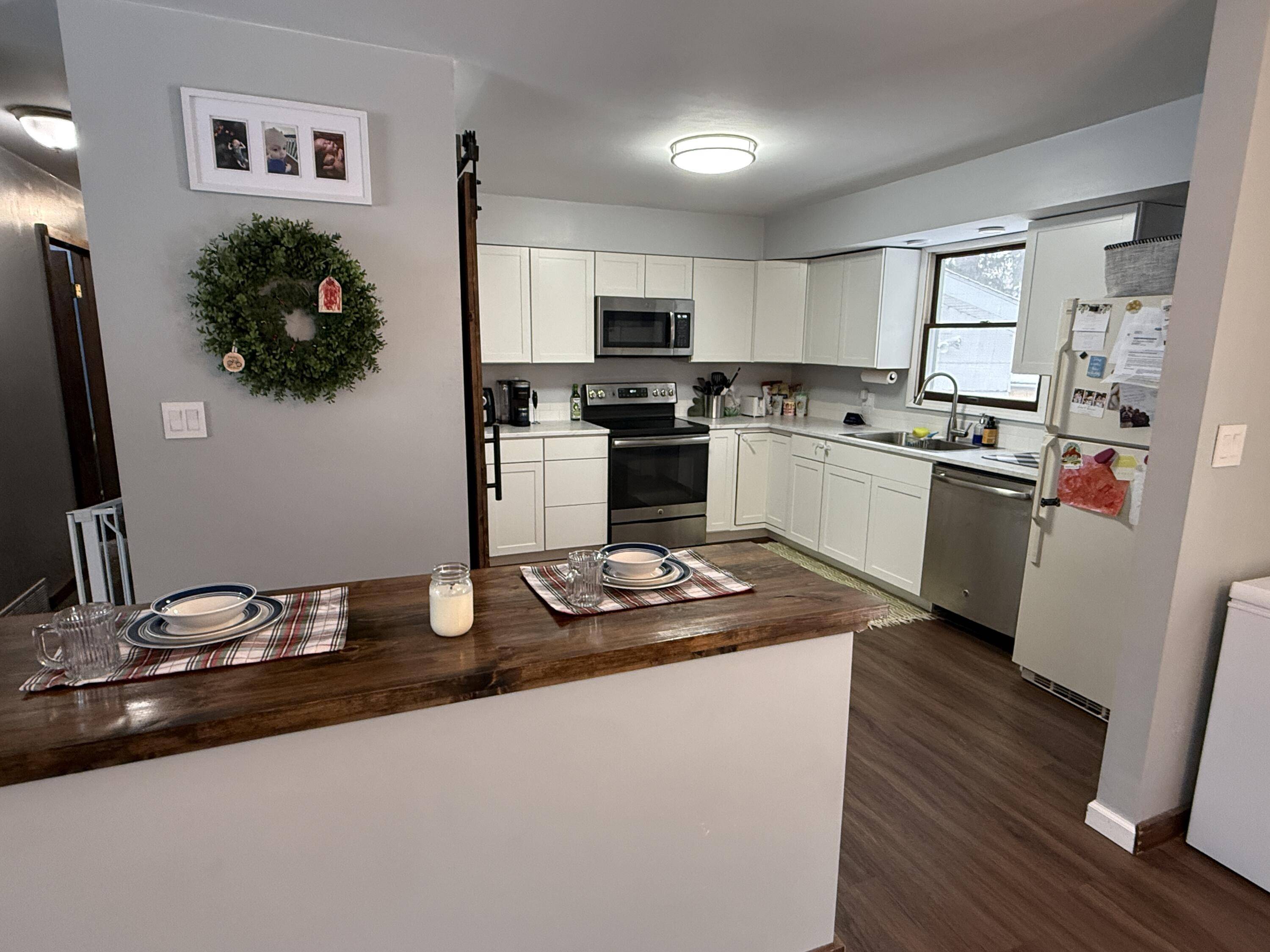 Scottville, MI 49454,305 S Main ST