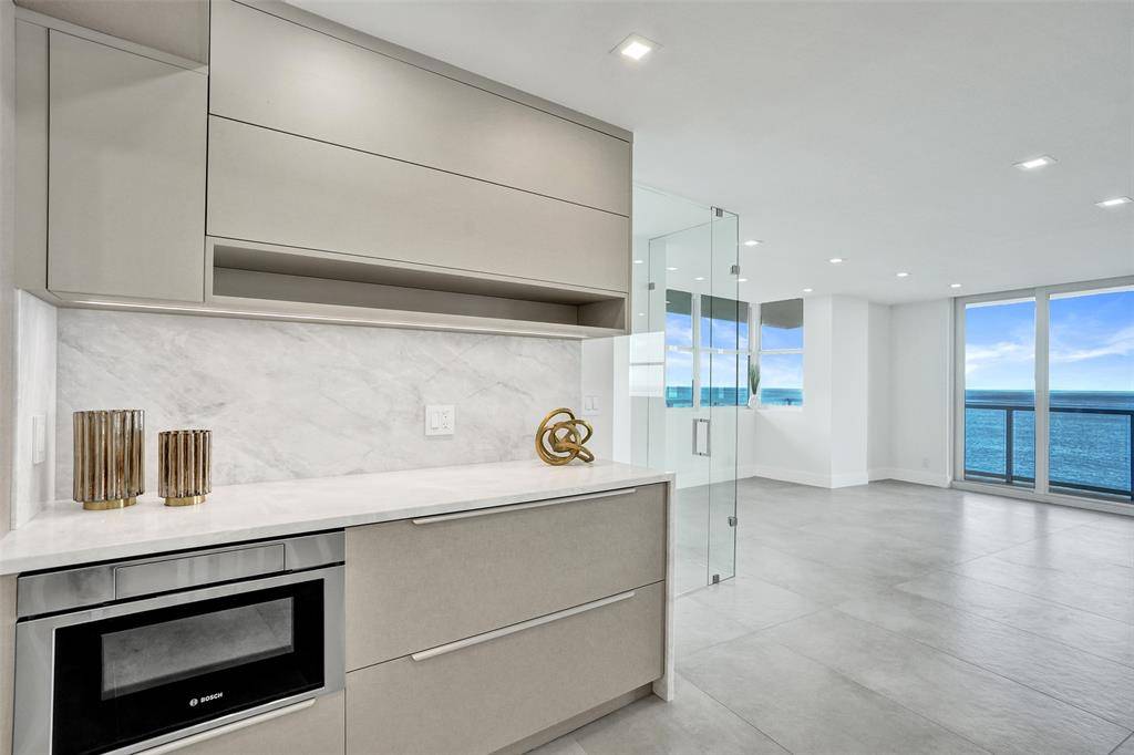 Fort Lauderdale, FL 33304,209 N Fort Lauderdale Beach Blvd #6B