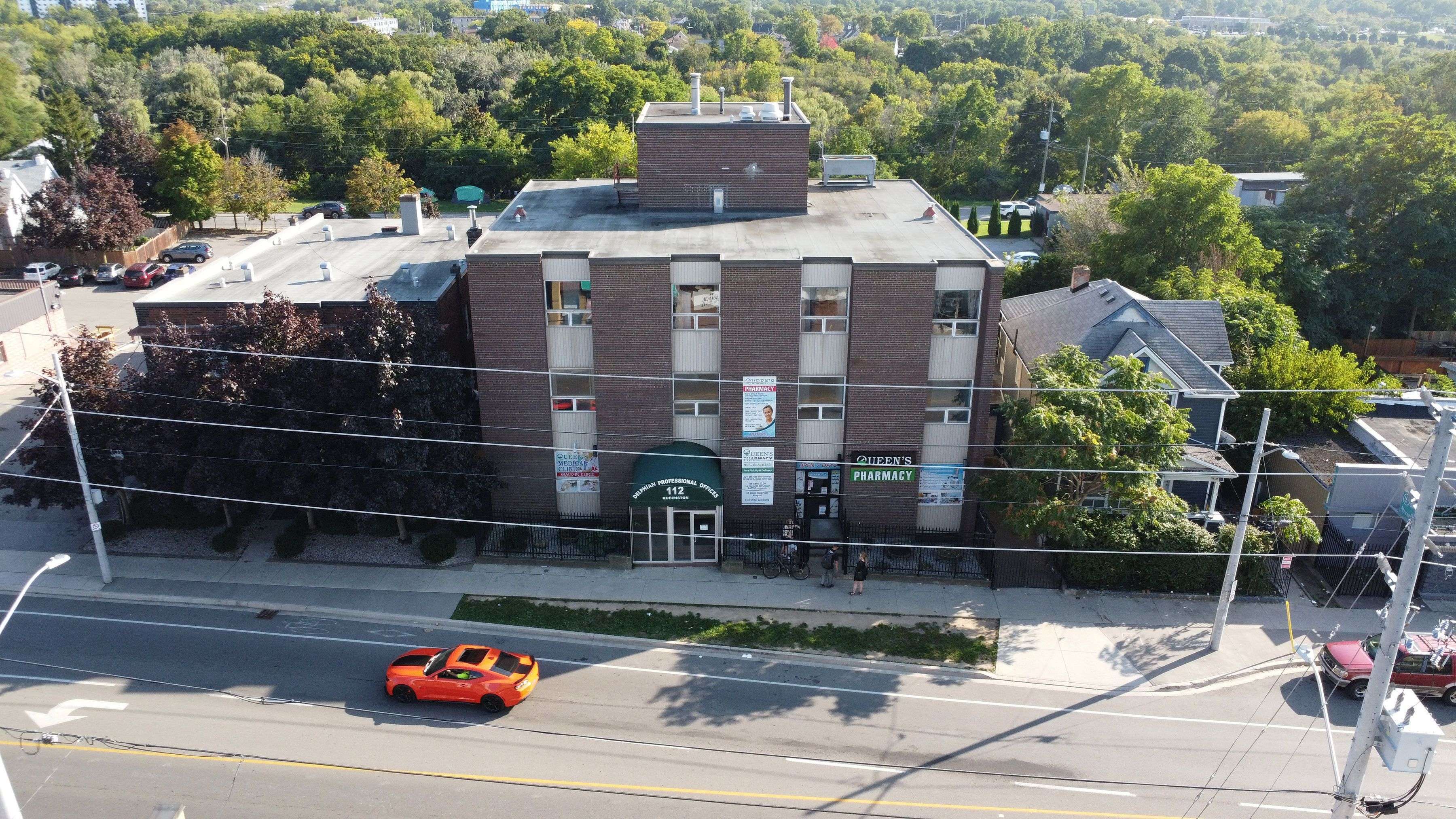 St. Catharines, ON L2R 2Z4,112 Queenston ST #M2