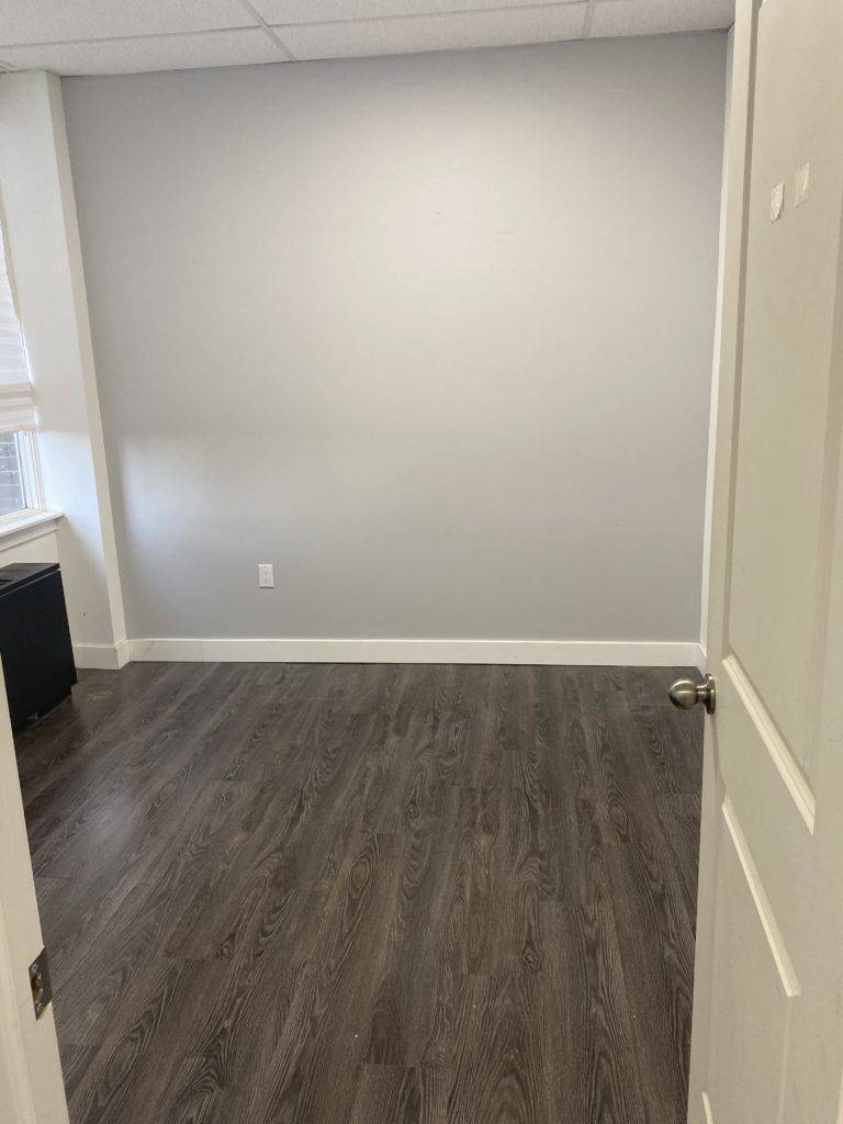 St. Catharines, ON L2R 2Z4,112 Queenston ST #M2