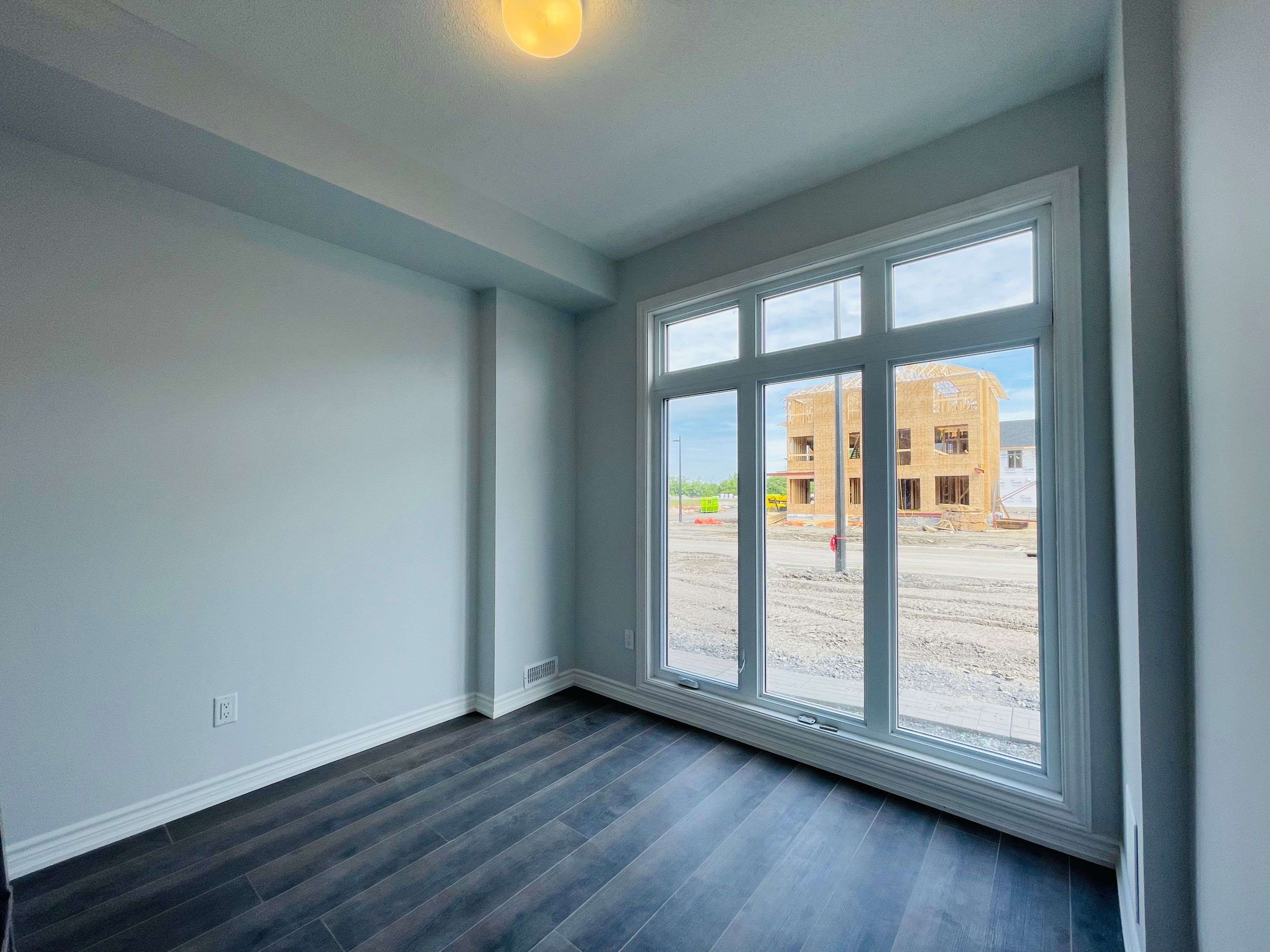 Manor Park - Cardinal Glen And Area, ON K1K 5A8,1406 HEMLOCK RD