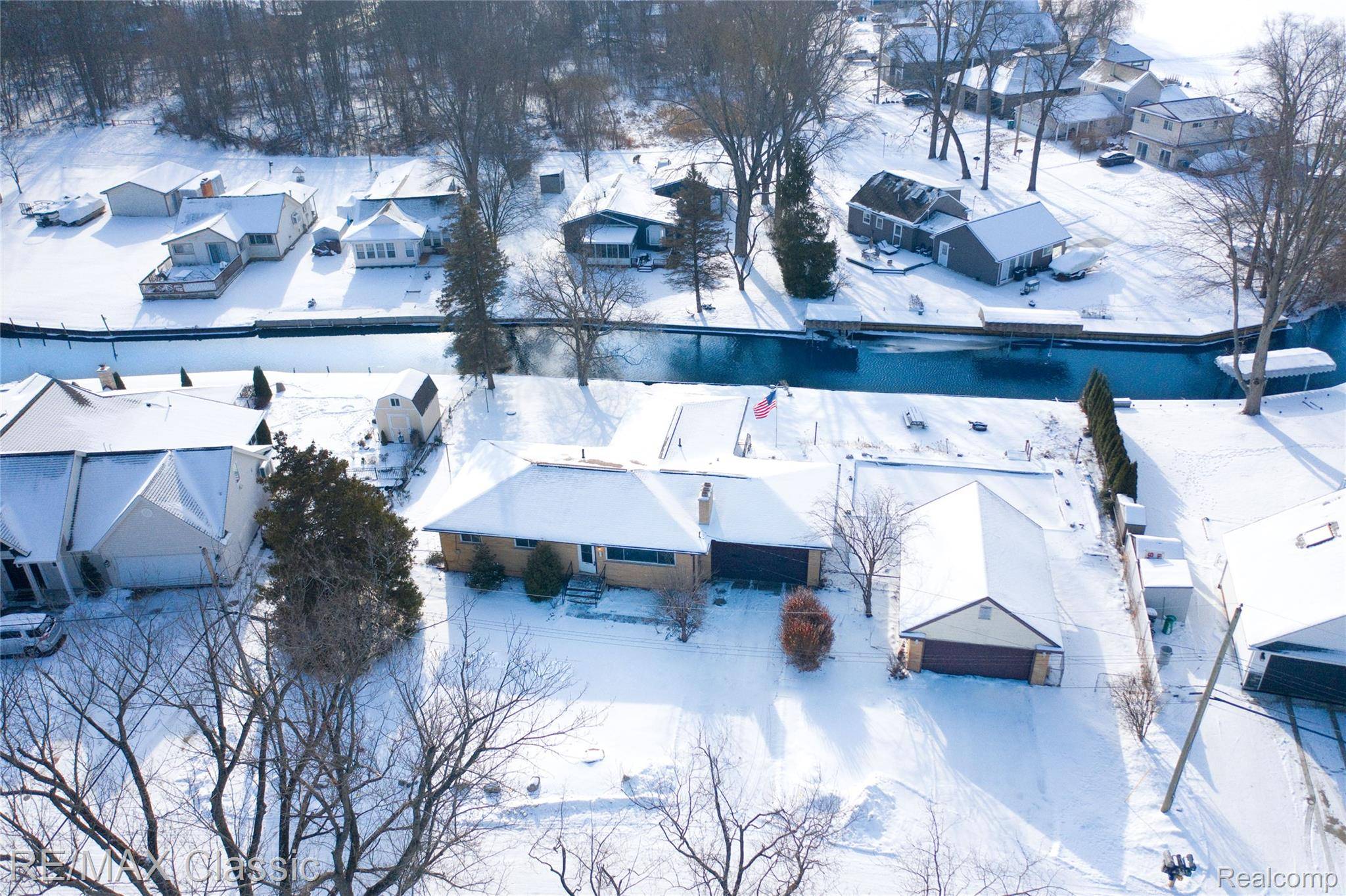 Commerce Twp, MI 48382,627 Sherbrooke ST