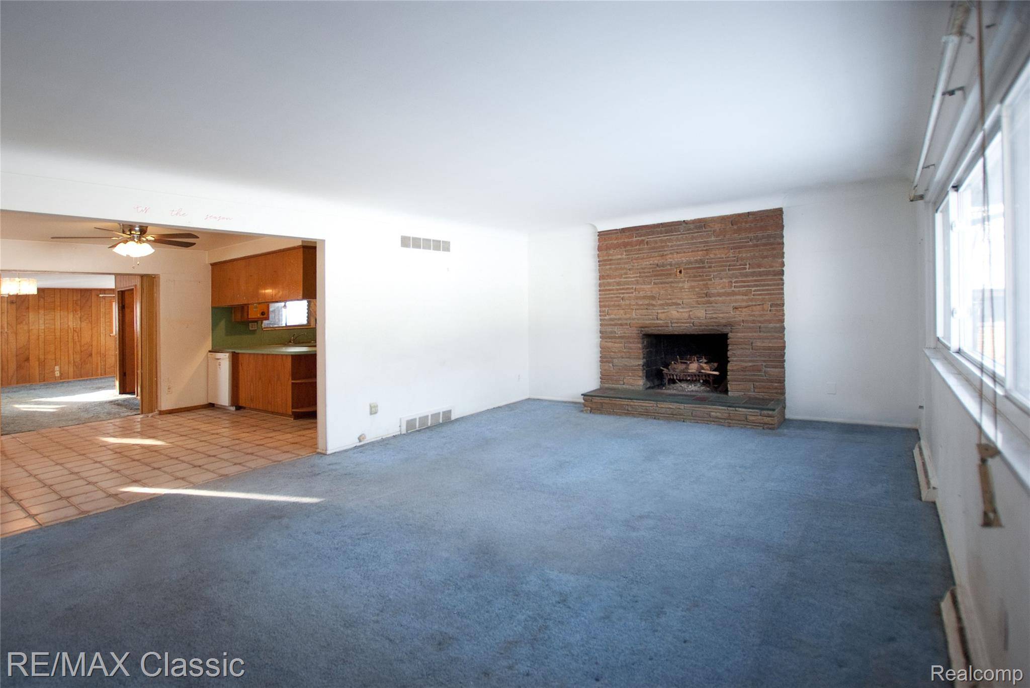 Commerce Twp, MI 48382,627 Sherbrooke ST