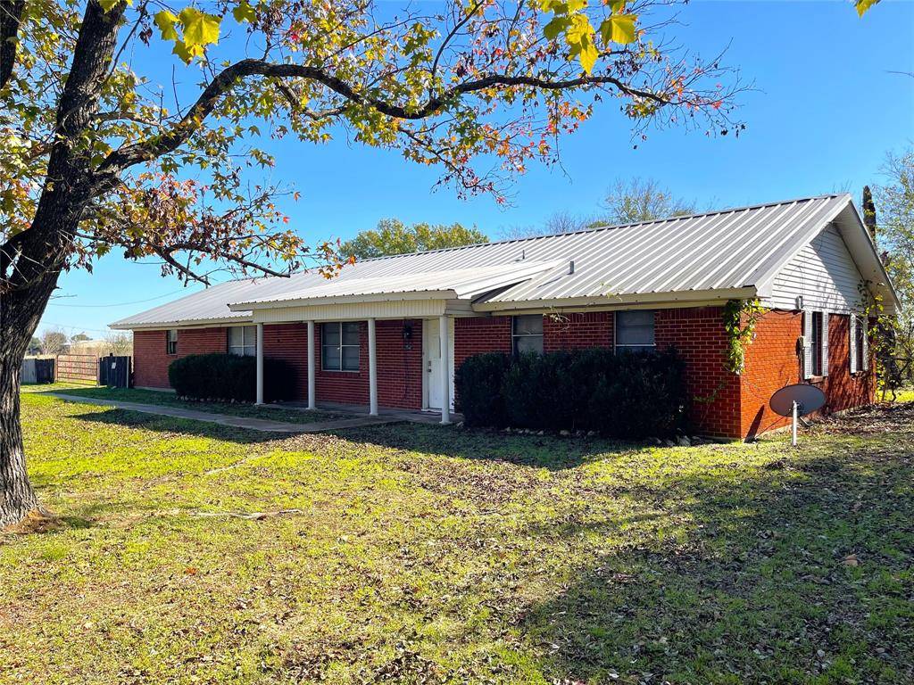 Groesbeck, TX 76642,812 N Tyus Street