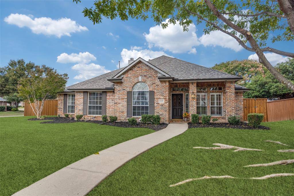 Plano, TX 75025,2449 Elm Leaf Lane