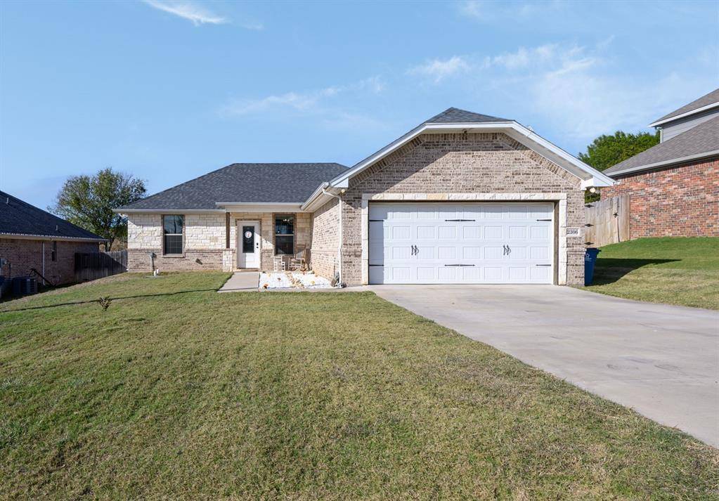 Granbury, TX 76048,2306 Creek Drive