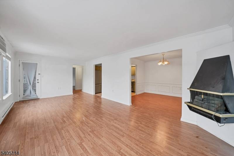 Hillsborough Twp., NJ 08844,76 Farm Rd #E