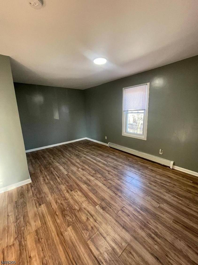 Newark City, NJ 07103,377 S 10Th St #2