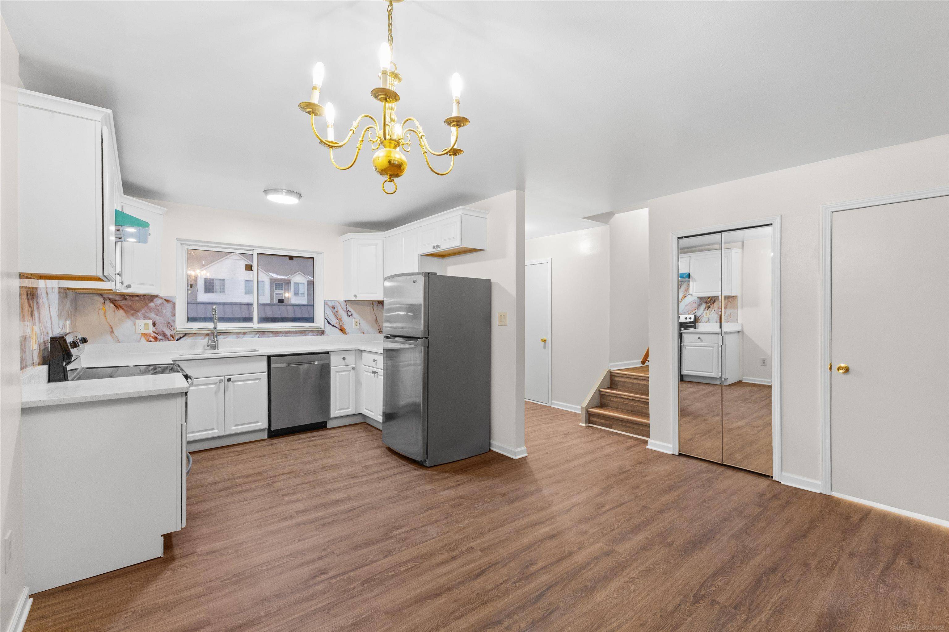 Madison Heights, MI 48071,1812 E Thirteen Mile RD