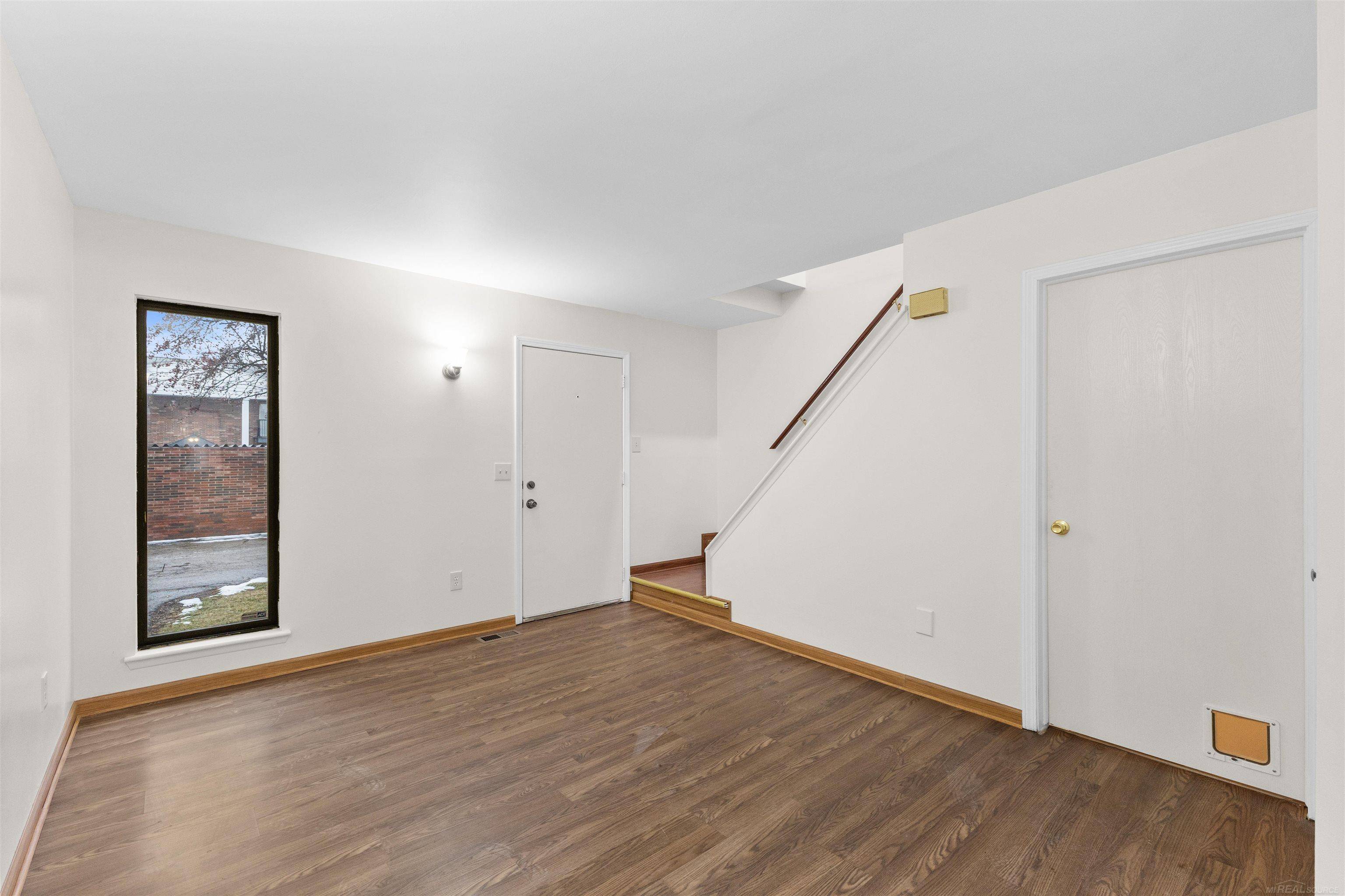 Warren, MI 48092,1957 Nicholas CT