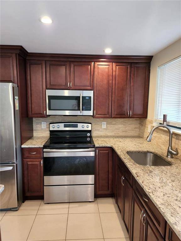 Plantation, FL 33324,651 N University Dr #23