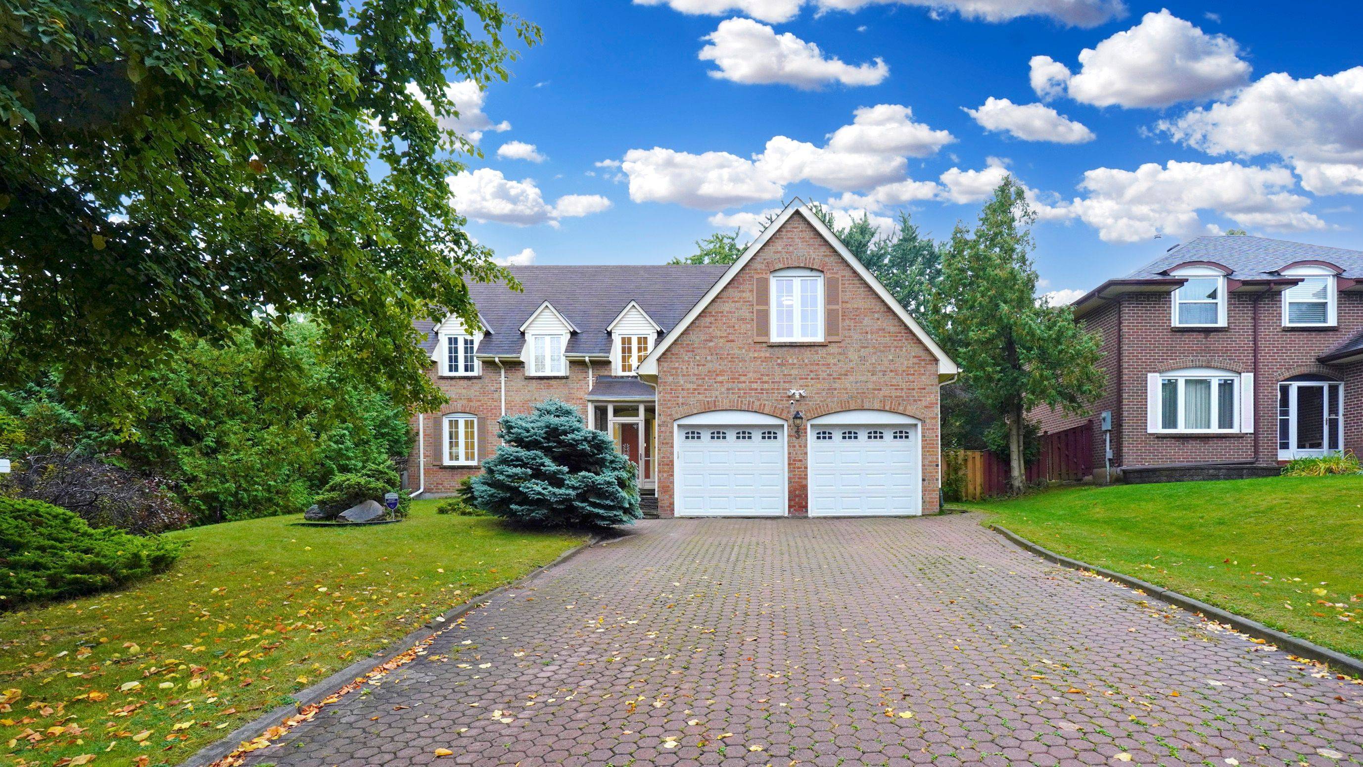 Markham, ON L3R 0C4,3 Athens DR