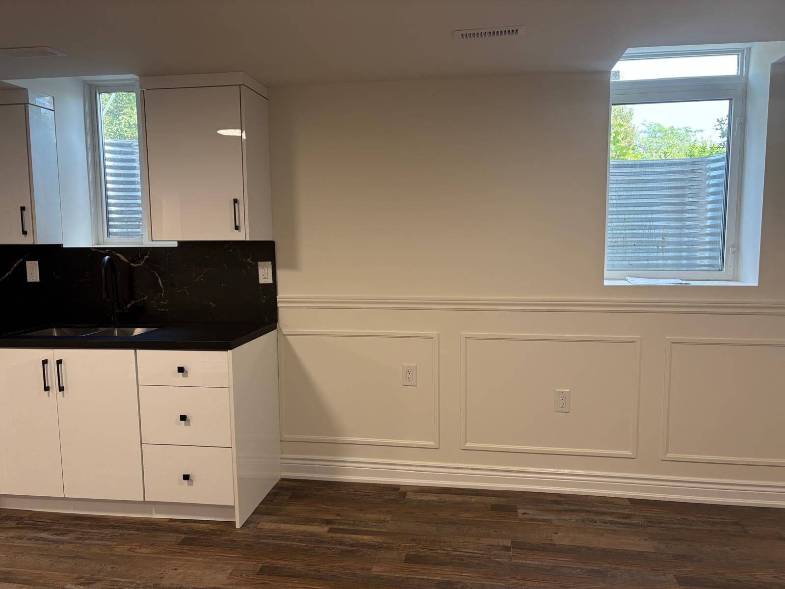 Mississauga, ON L5V 1E1,968 Summerbreeze CT