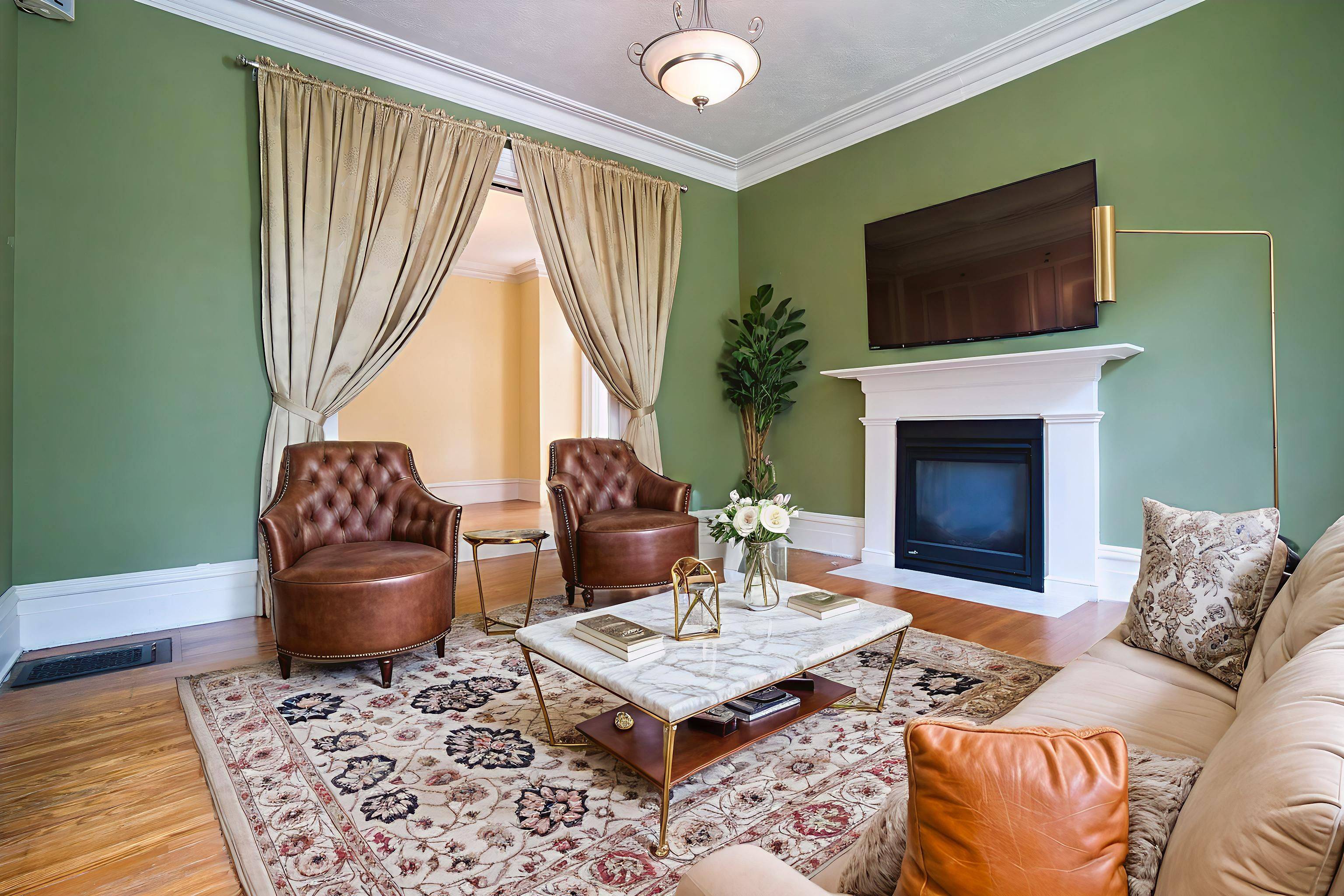 Woodstock, ON N4S 6R1,88 Wellington ST N