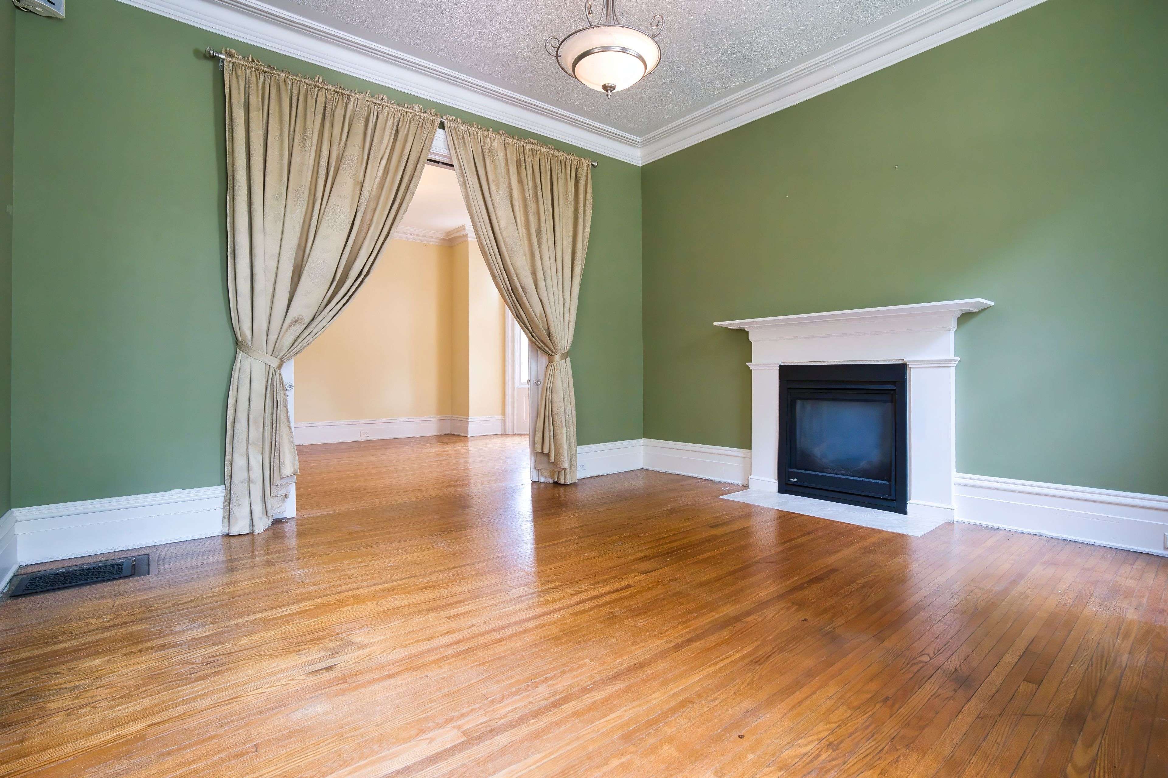 Woodstock, ON N4S 6R1,88 Wellington ST N