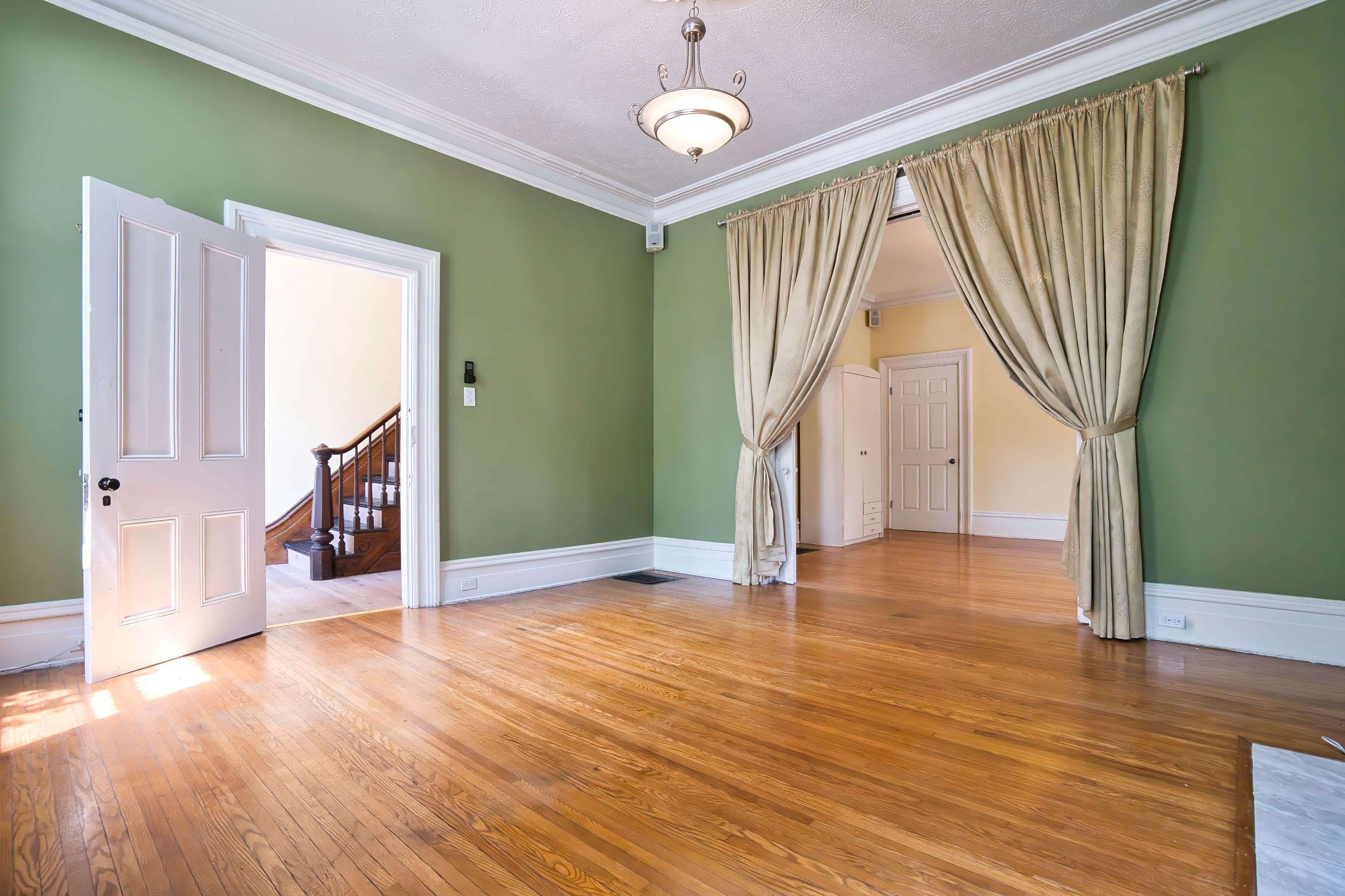 Woodstock, ON N4S 6R1,88 Wellington ST N