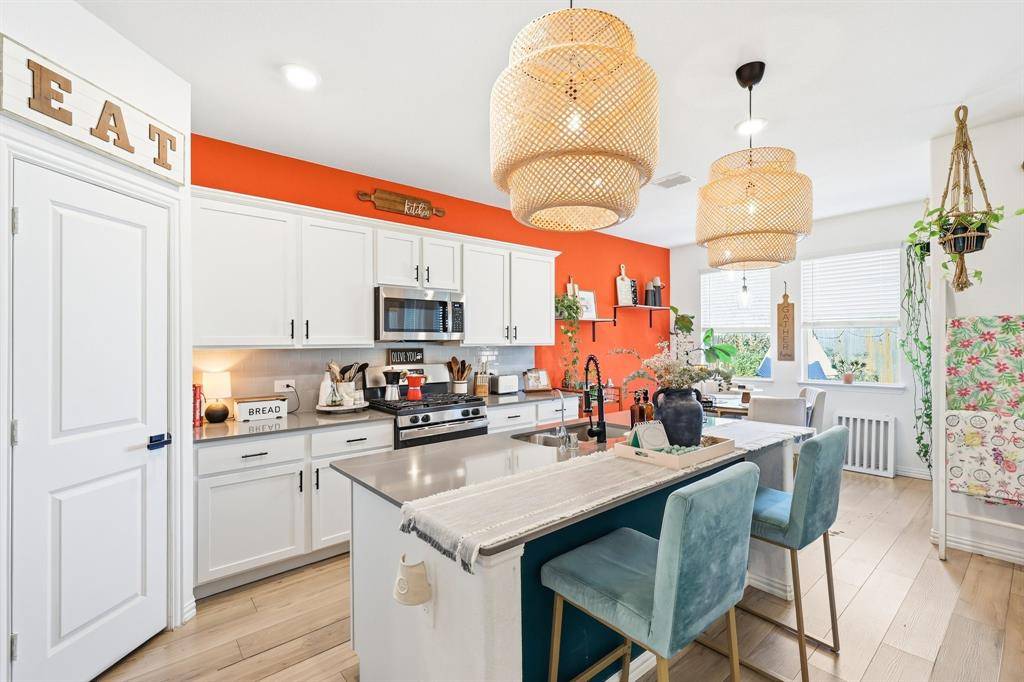 Fort Worth, TX 76052,528 Ranchito Pass