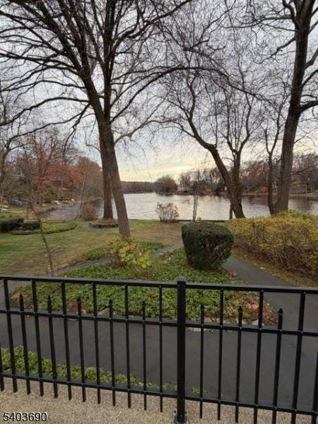 Kinnelon Boro, NJ 07405,23 Cabot Ln