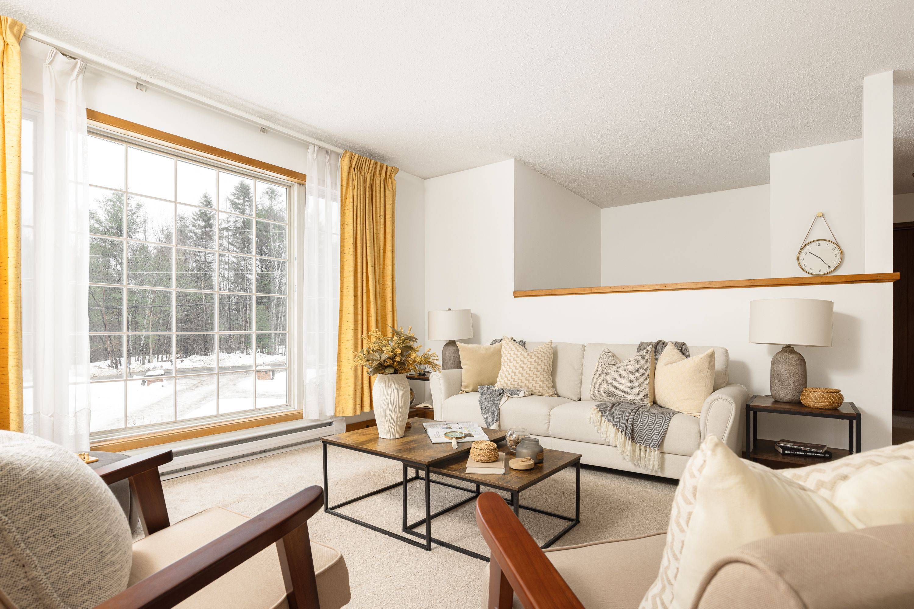 Huntsville, ON P0B 1L0,688 Stephenson 1 RD E