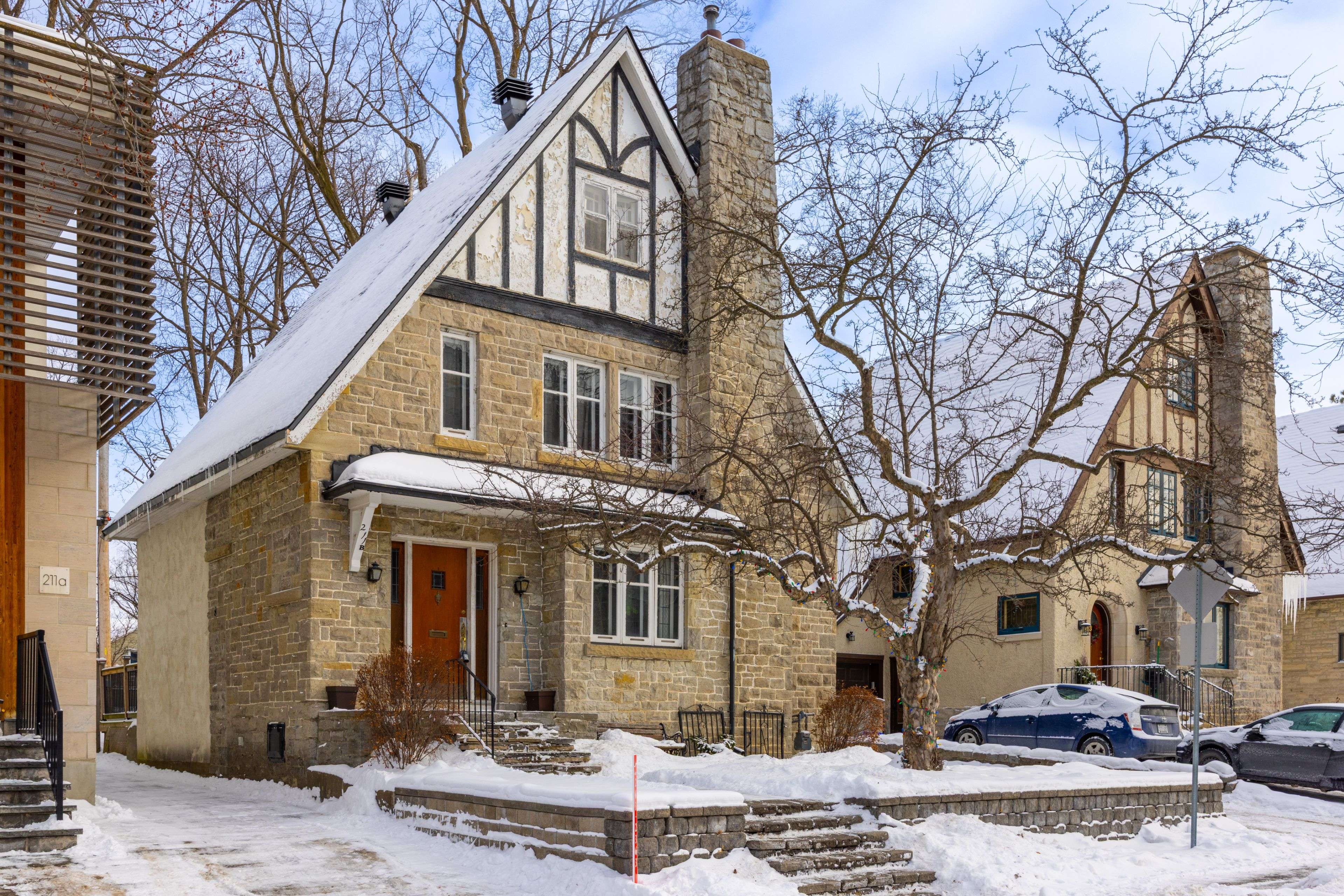 Dows Lake - Civic Hospital And Area, ON K1Y 1V3,211 B Melrose AVE