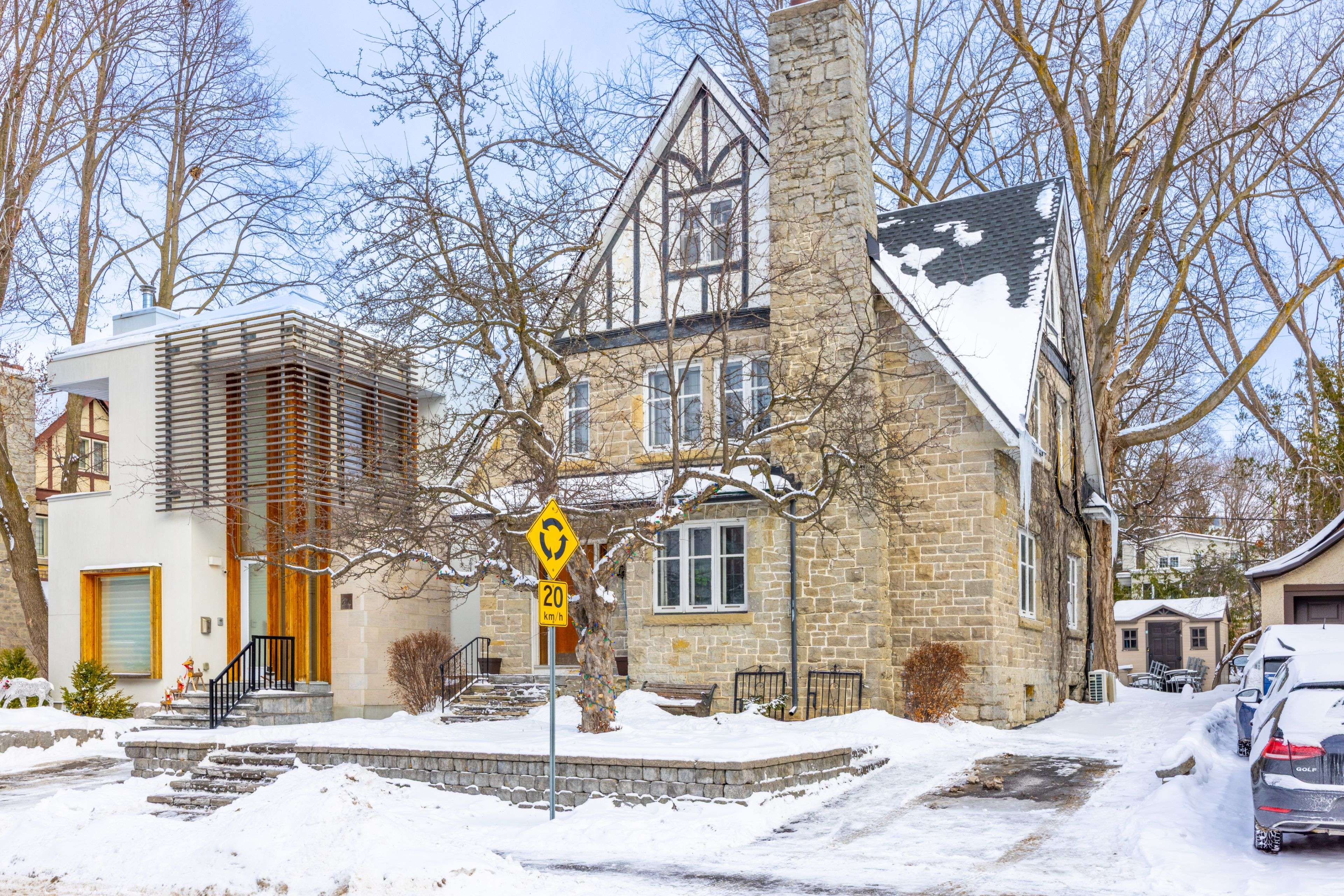 Dows Lake - Civic Hospital And Area, ON K1Y 1V3,211 B Melrose AVE