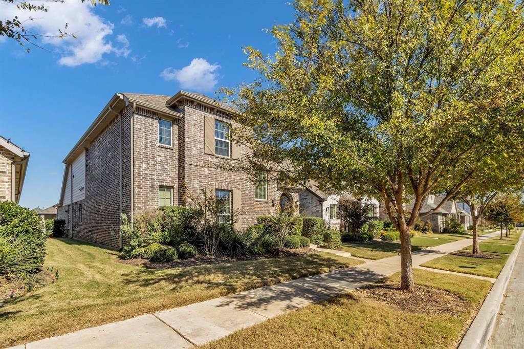 Argyle, TX 76226,704 8th Street