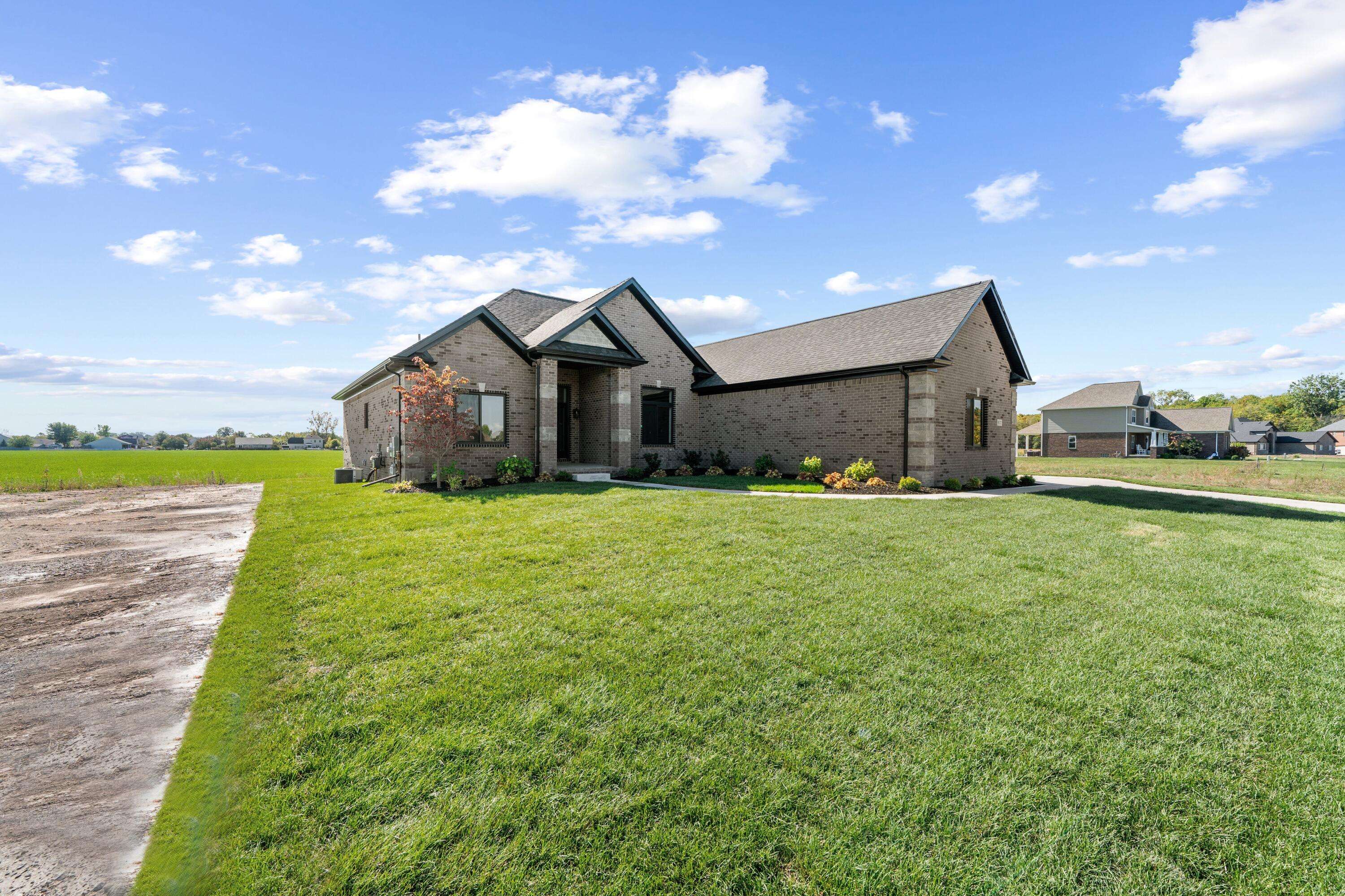 Newport, MI 48166,8127 Hunters Ridge DR