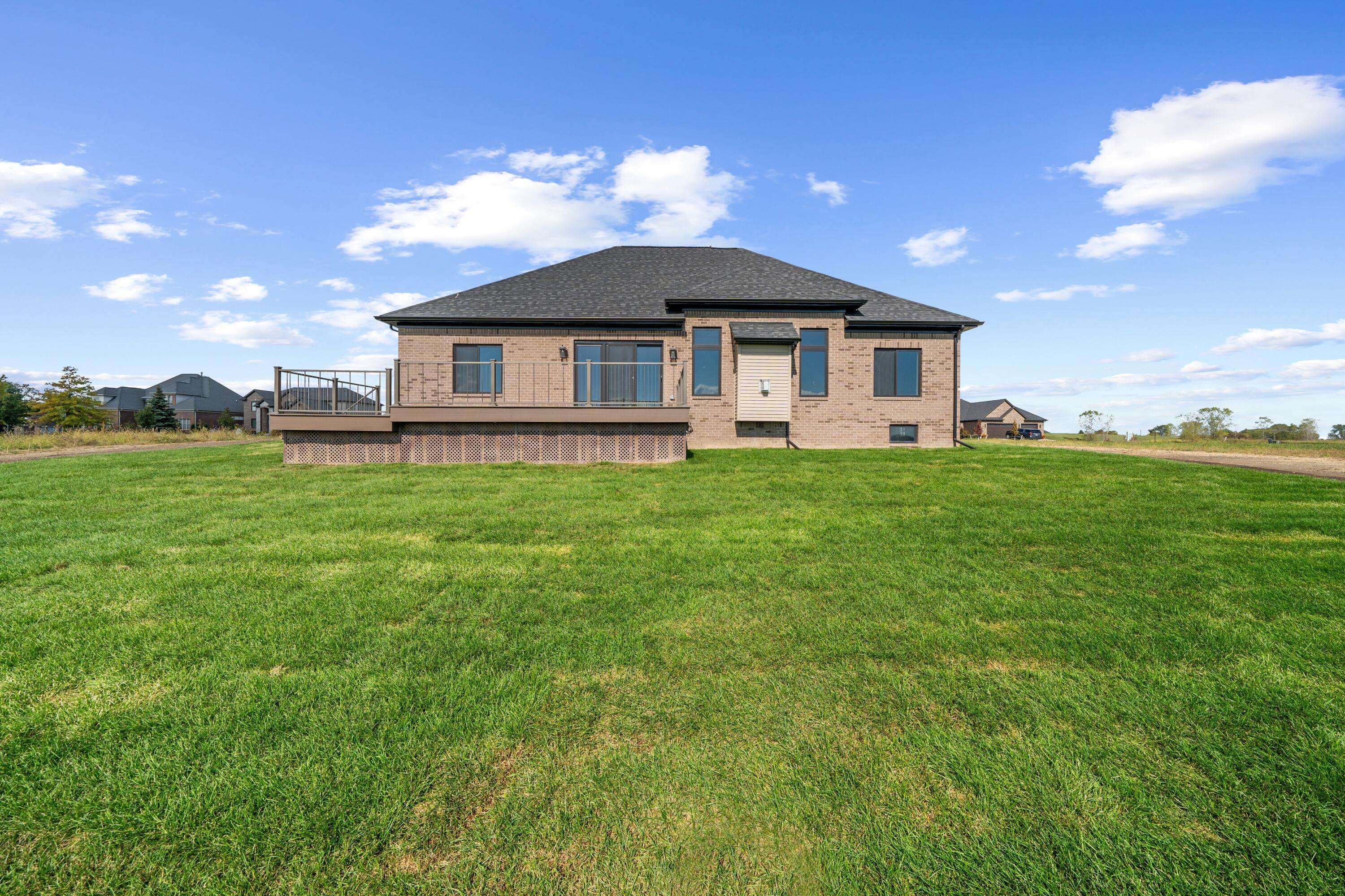 Newport, MI 48166,8127 Hunters Ridge DR