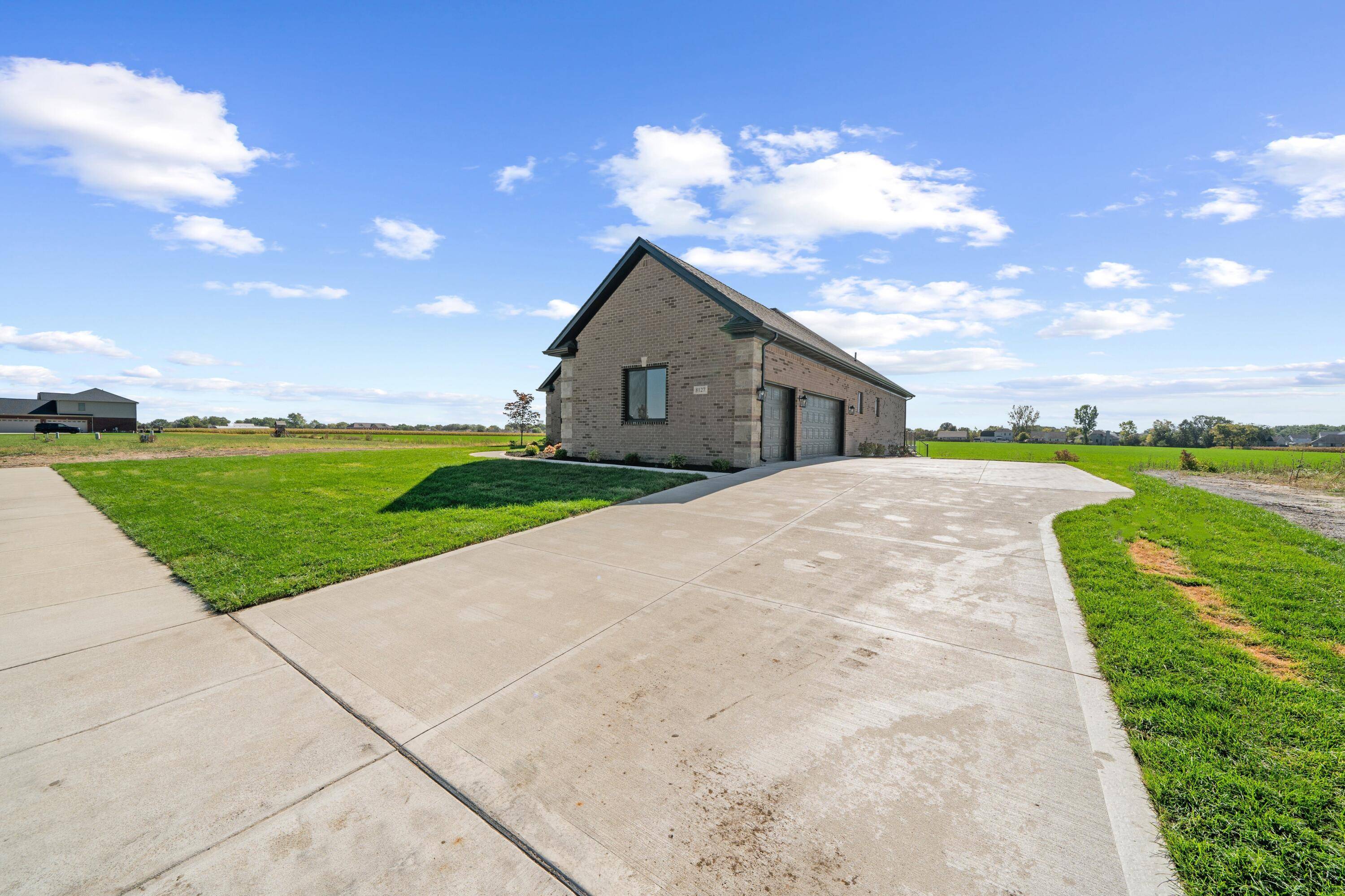 Newport, MI 48166,8127 Hunters Ridge DR