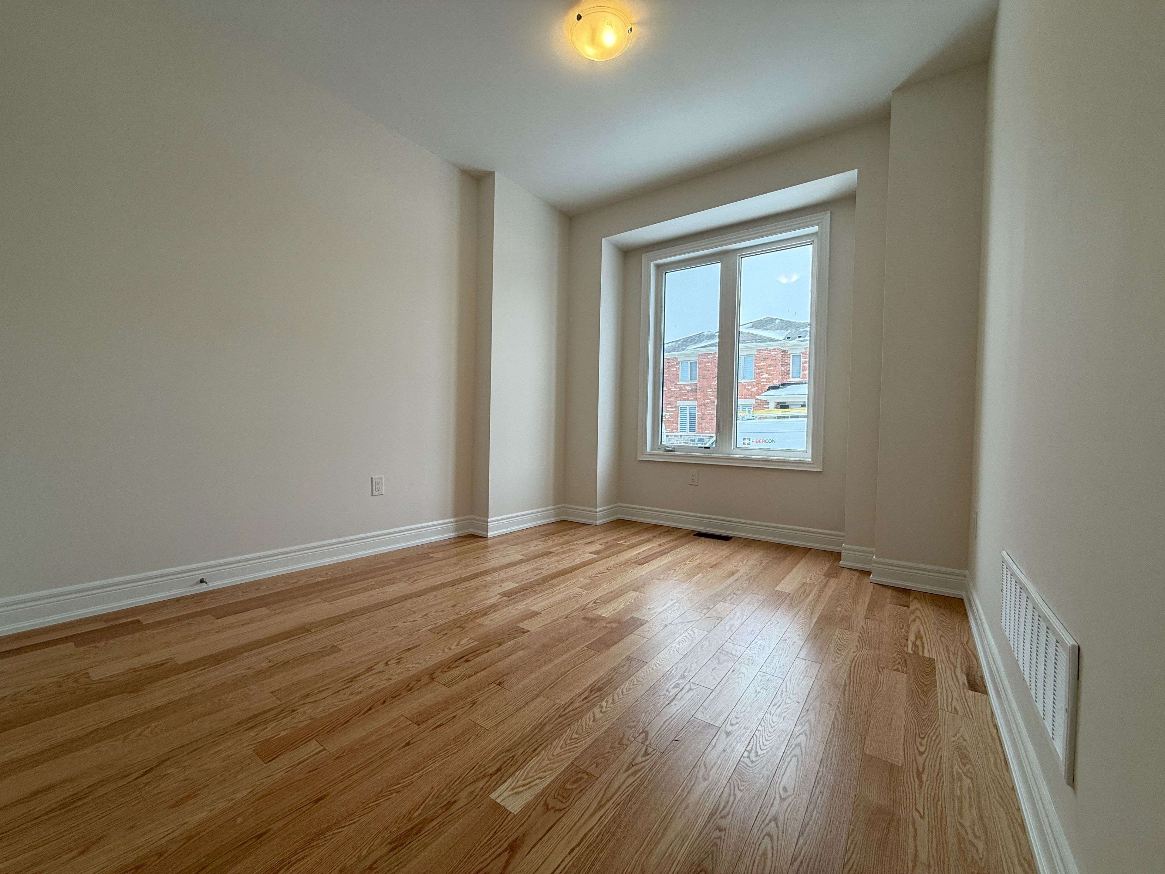 Pickering, ON L1X 0R4,3017 Gatestone PATH