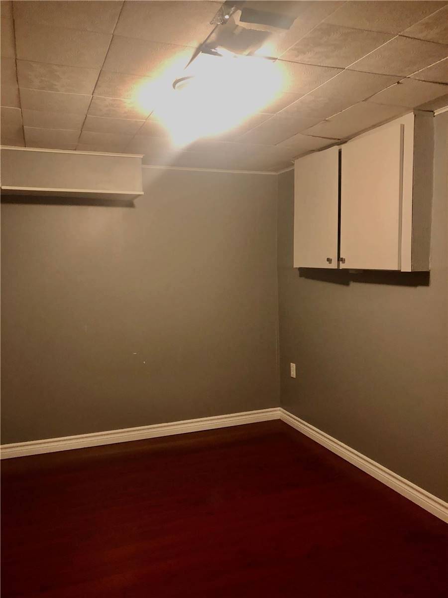 Ajax, ON L1S 5W2,9 Chadwick DR