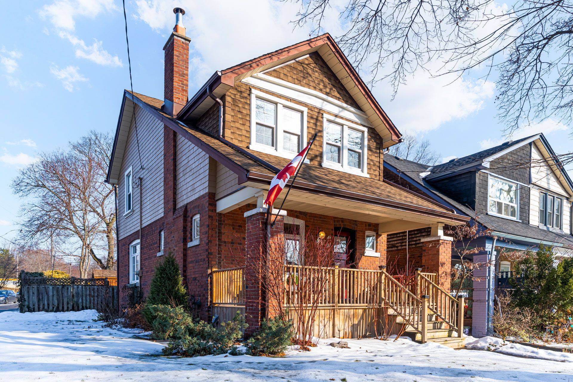 Toronto E02, ON M4L 3K8,33 Ladykirk AVE
