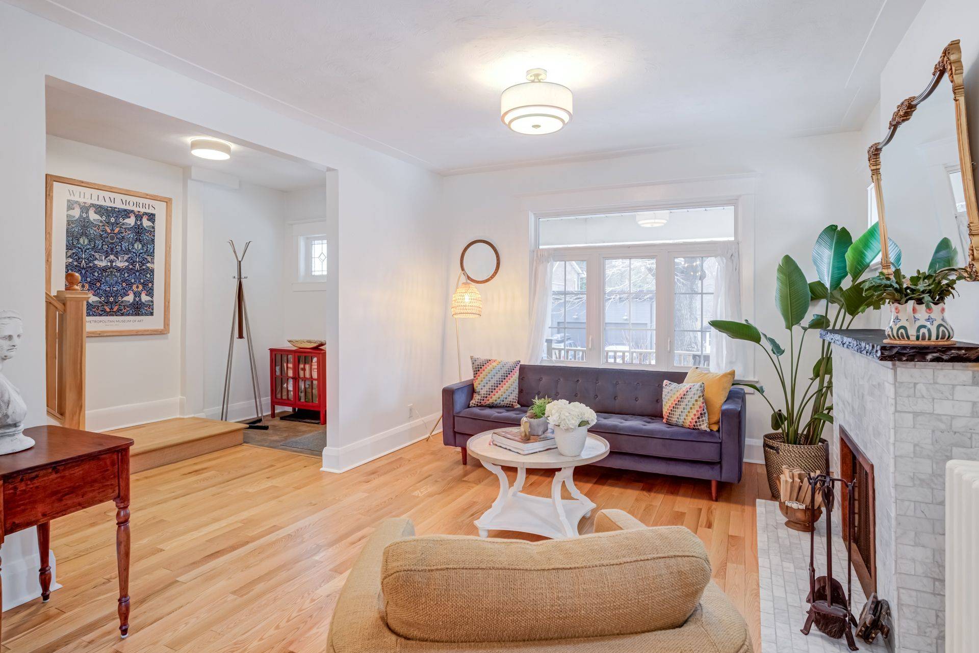 Toronto E02, ON M4L 3K8,33 Ladykirk AVE