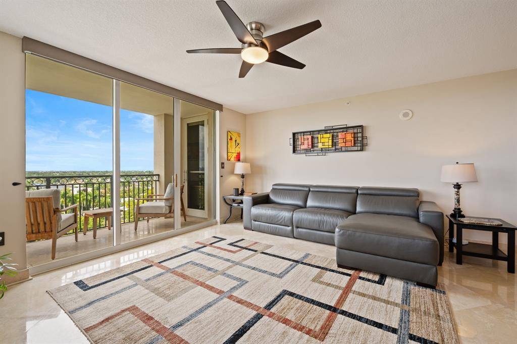 Fort Lauderdale, FL 33305,2011 N Ocean Blvd #902