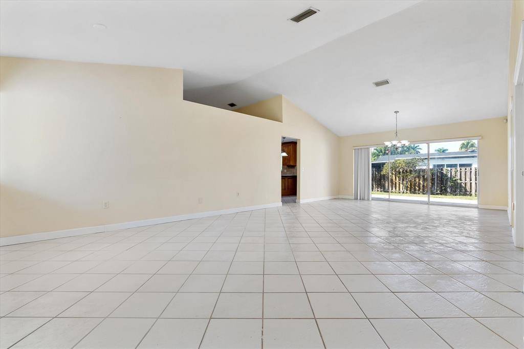 Sunrise, FL 33323,4245 NW 114th Ave