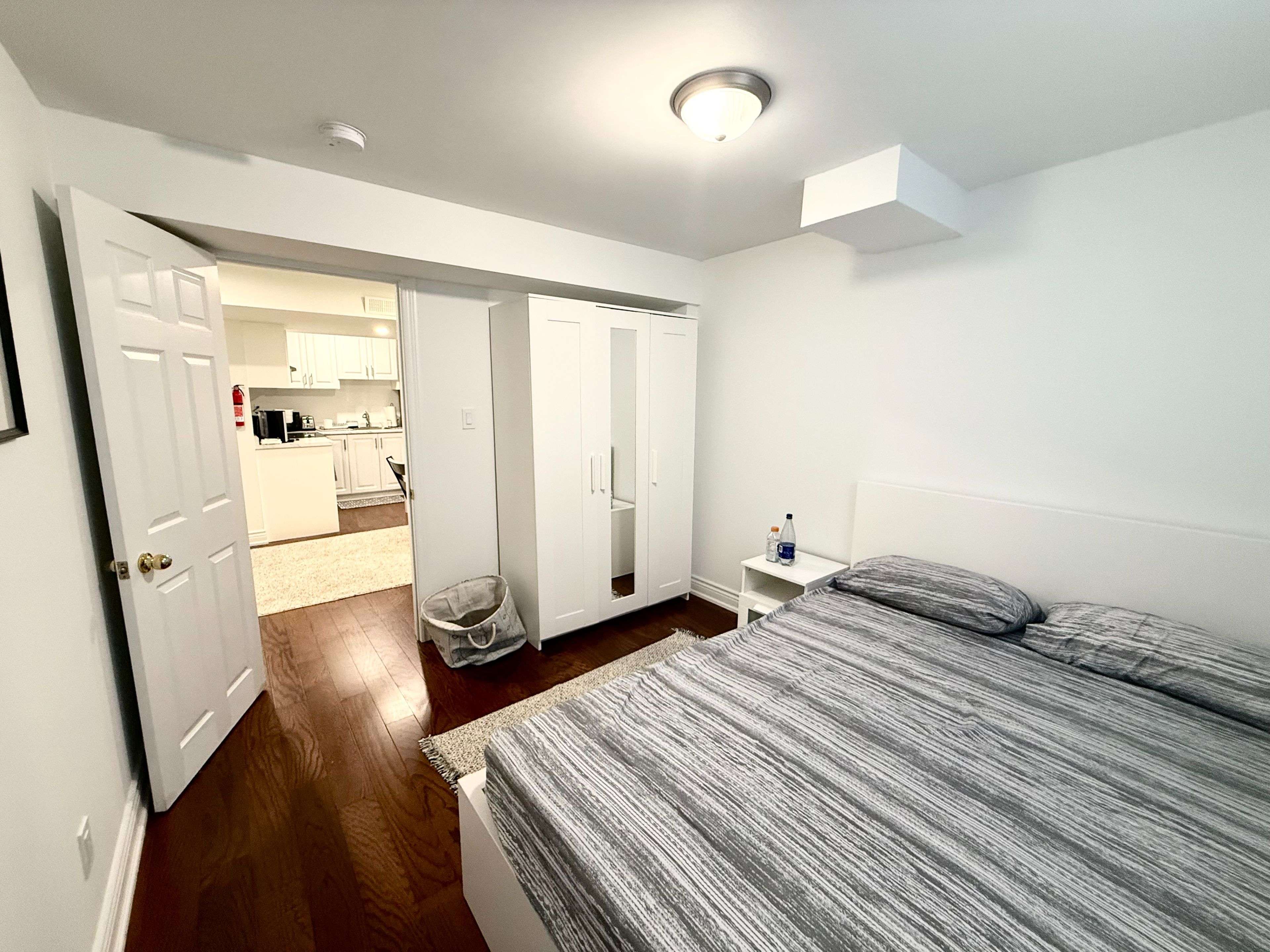 Markham, ON L6B 0P1,35 Oakmoor LN N