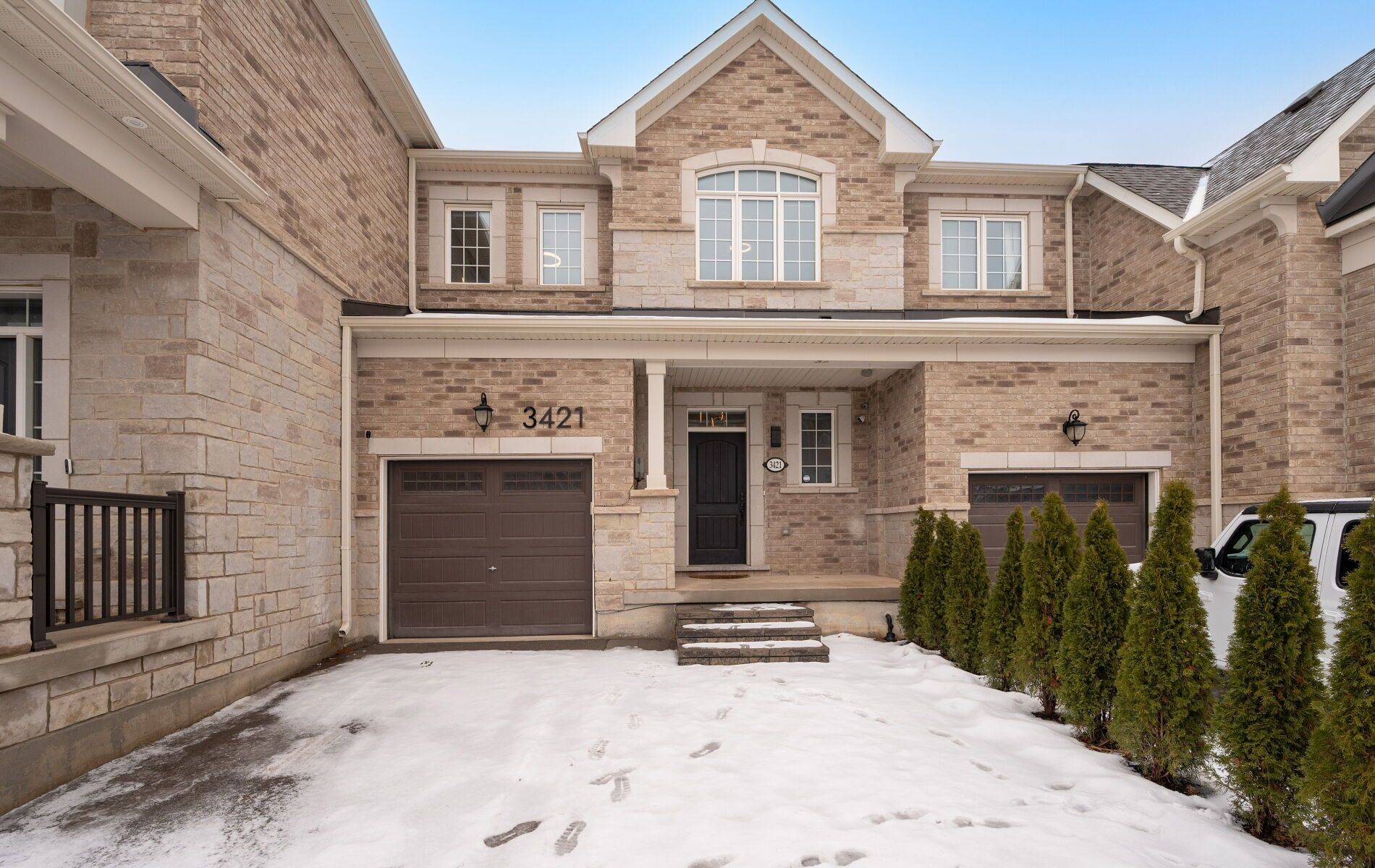 Oakville, ON L6H 0Y2,3421 Eternity WAY