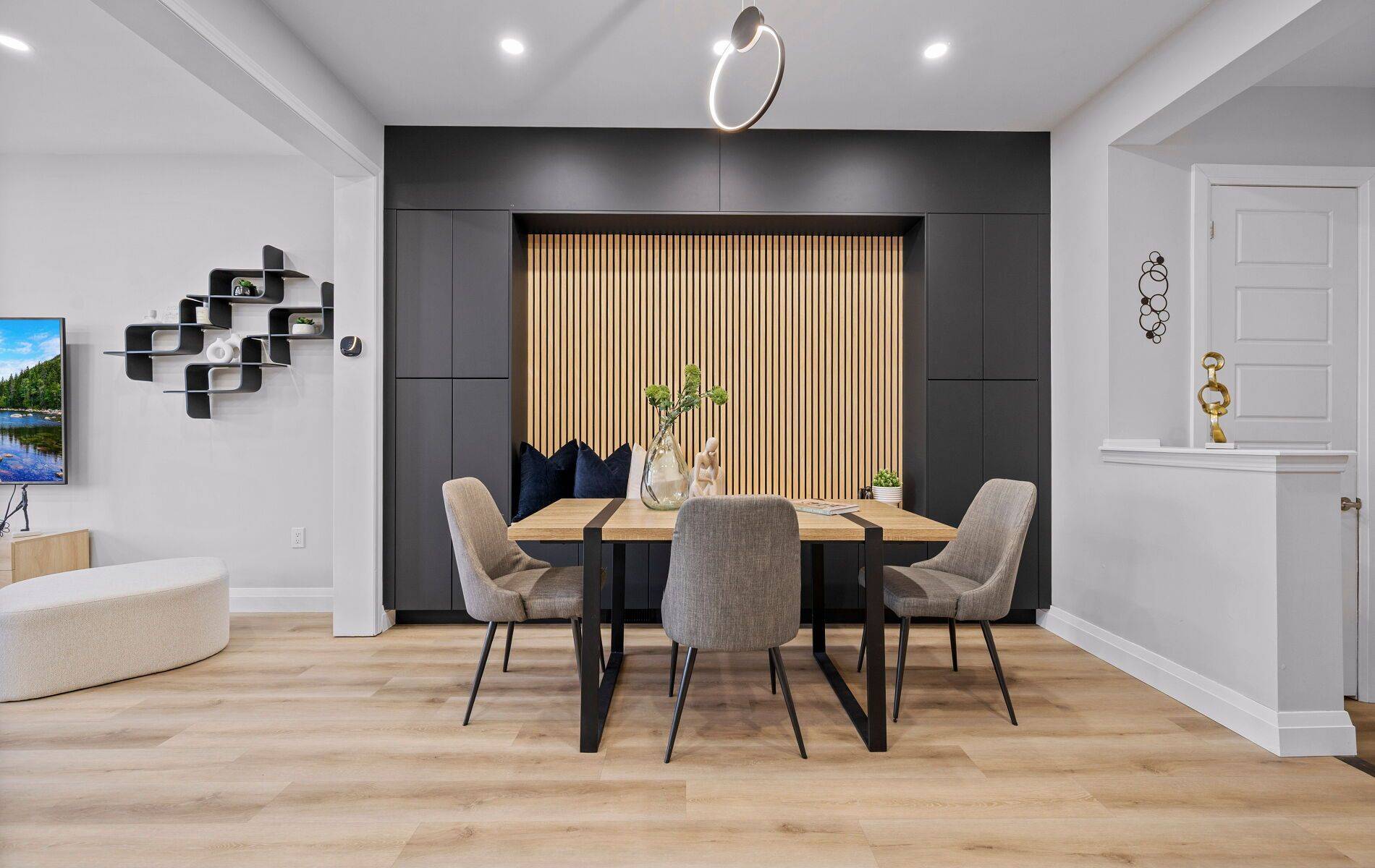 Oakville, ON L6H 0Y2,3421 Eternity WAY