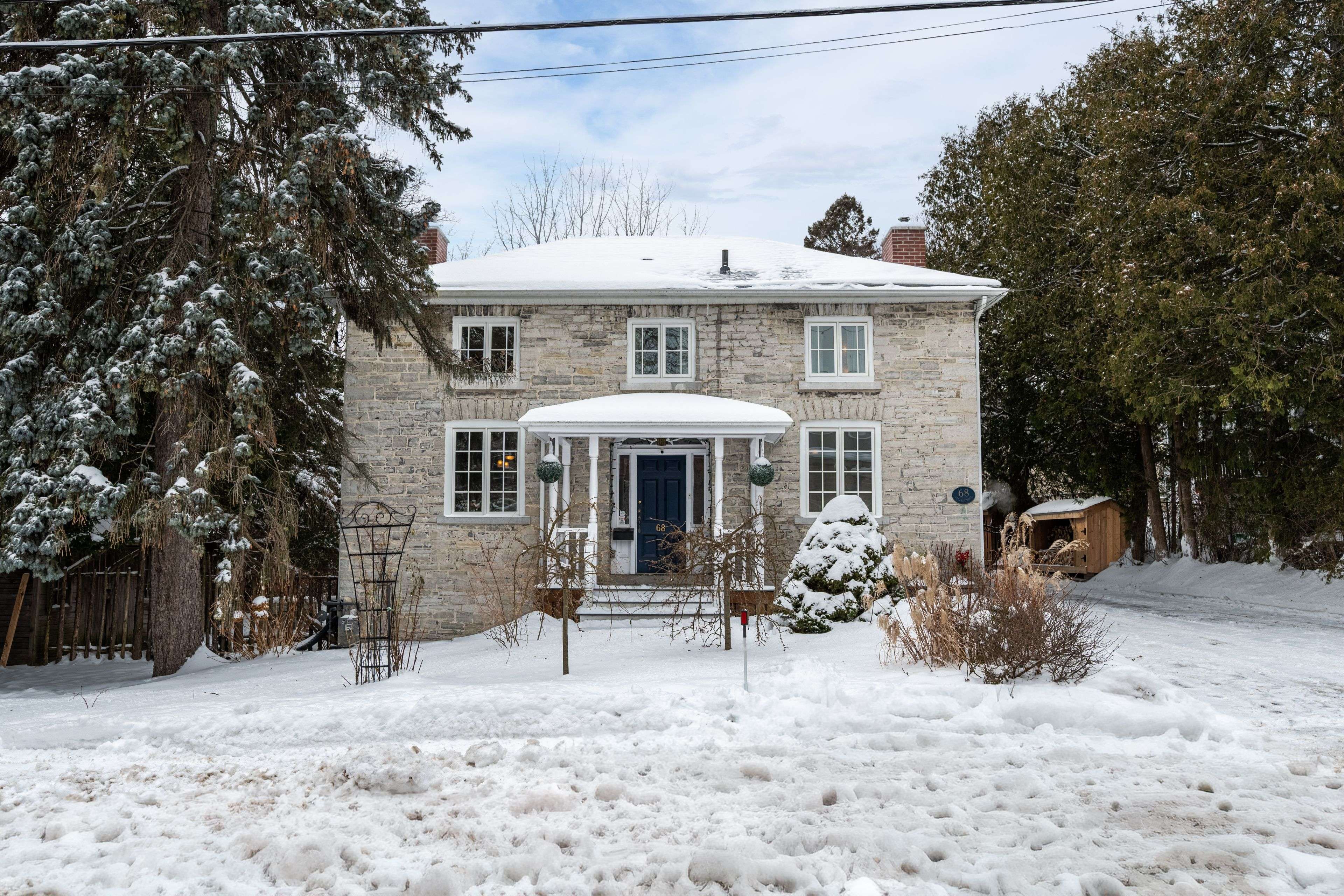 Kingston, ON K7L 3X4,68 Collingwood ST