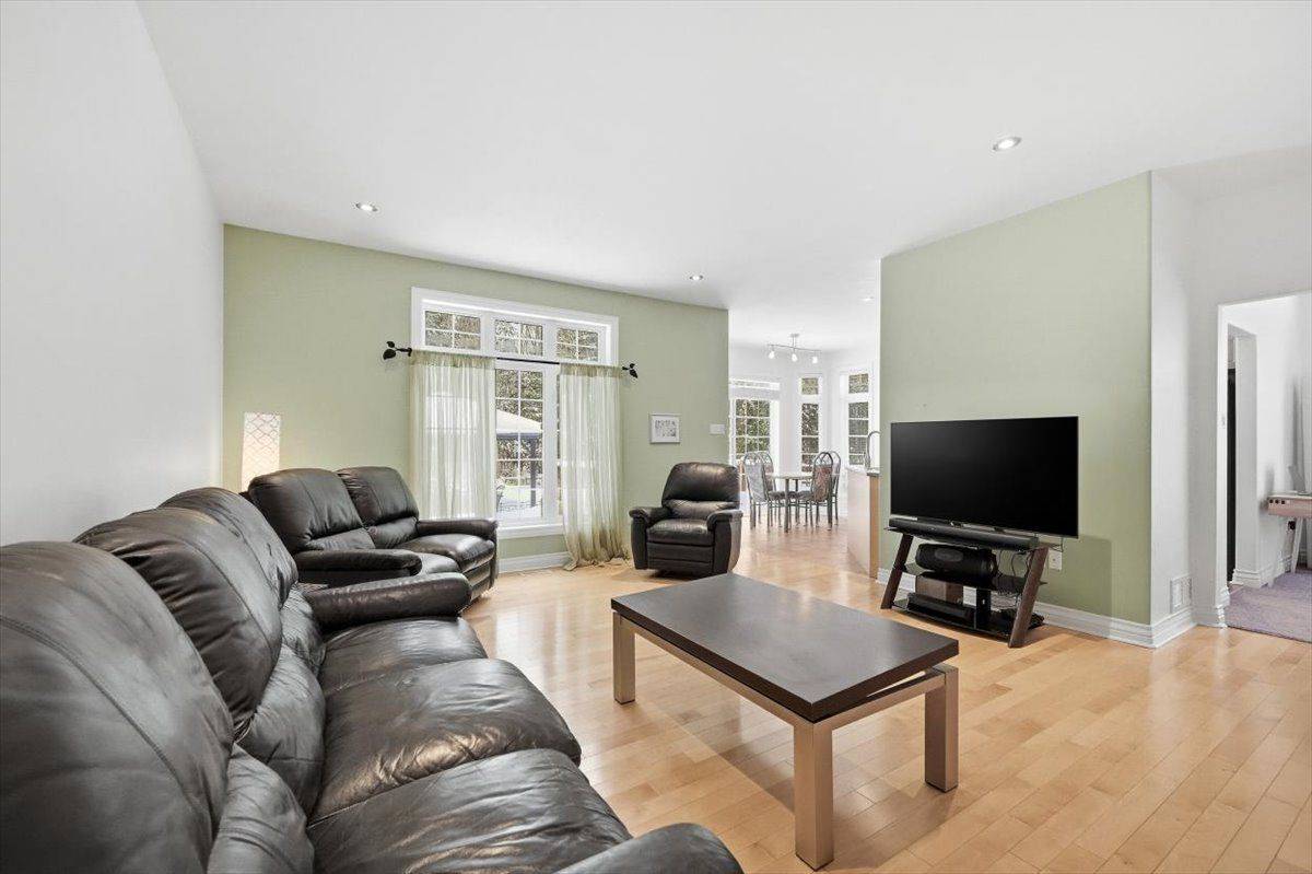 Clarence-rockland, ON K4K 1K7,2660 Dubois ST