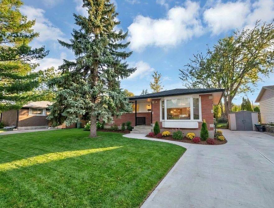 St. Catharines, ON L2T 2C1,6 Jasmin CRES #Upper