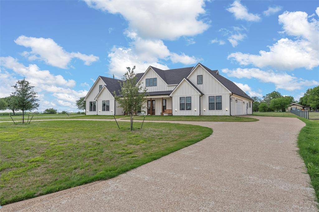 Lorena, TX 76655,120 Southern Heights Drive