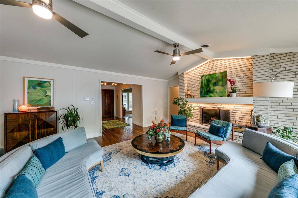 Dallas, TX 75228,9357 Creel Creek Drive