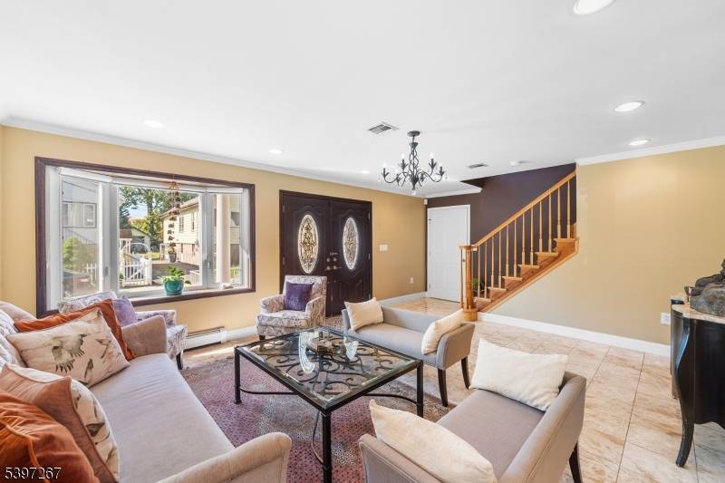 Moonachie Boro, NJ 07074,28 Ramella Ave