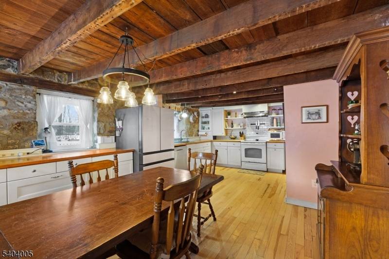 Stanhope Boro, NJ 07874,22 Kelly Pl