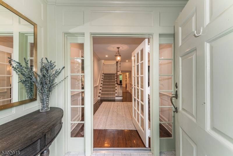 Glen Ridge Boro Twp., NJ 07028,412 Ridgewood Ave