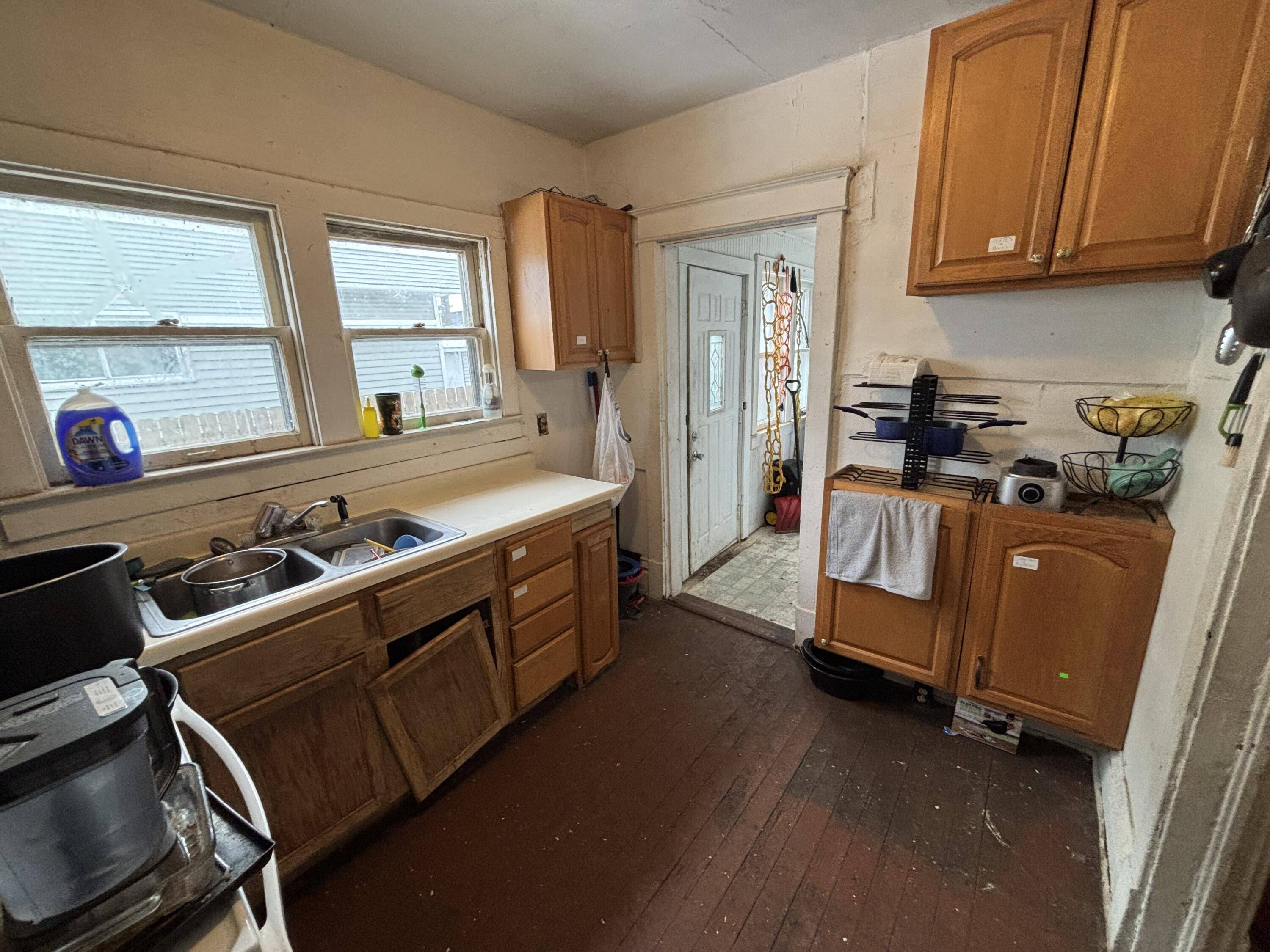 Kalamazoo, MI 49001,1517 E Stockbridge AVE