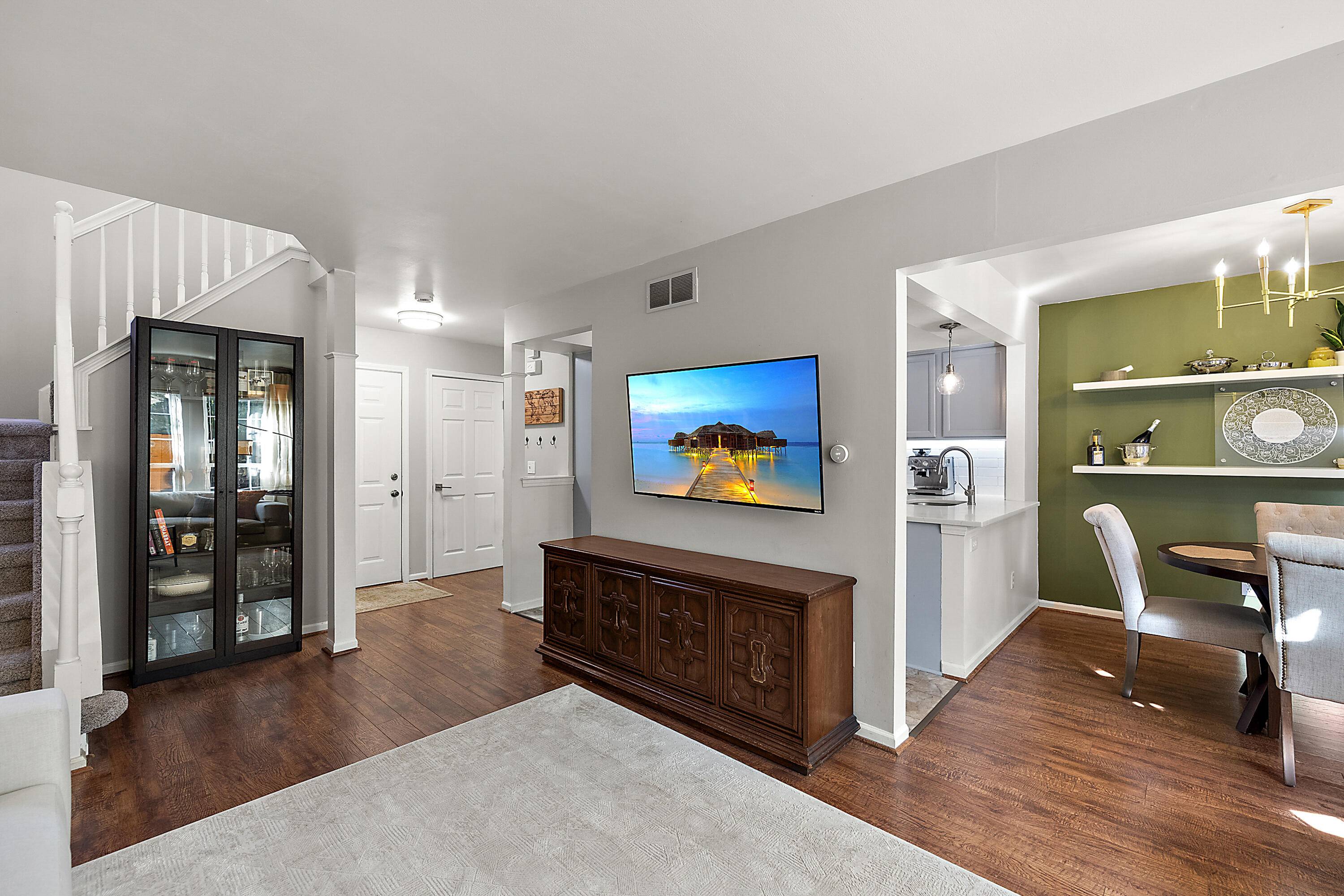 Ann Arbor, MI 48108,3073 Village CIR