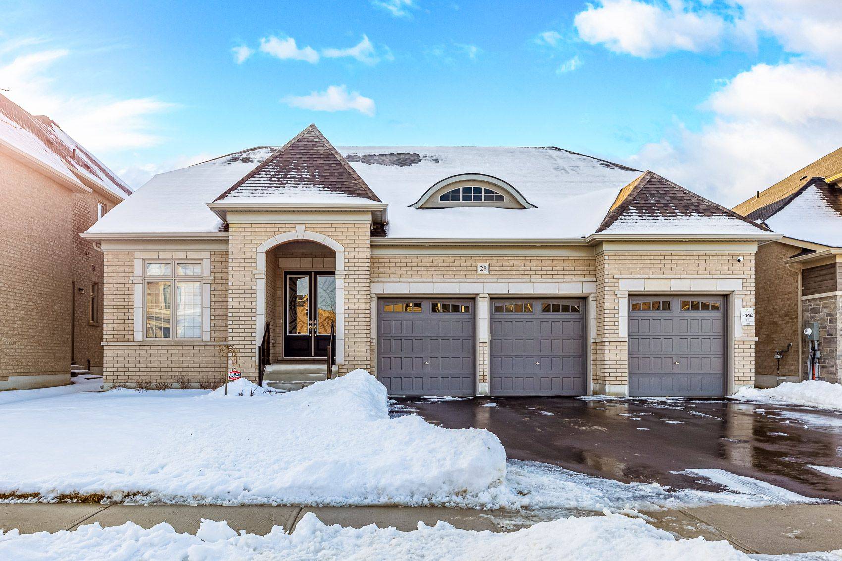 Adjala-tosorontio, ON L0G 1W0,28 Bellflower CRES